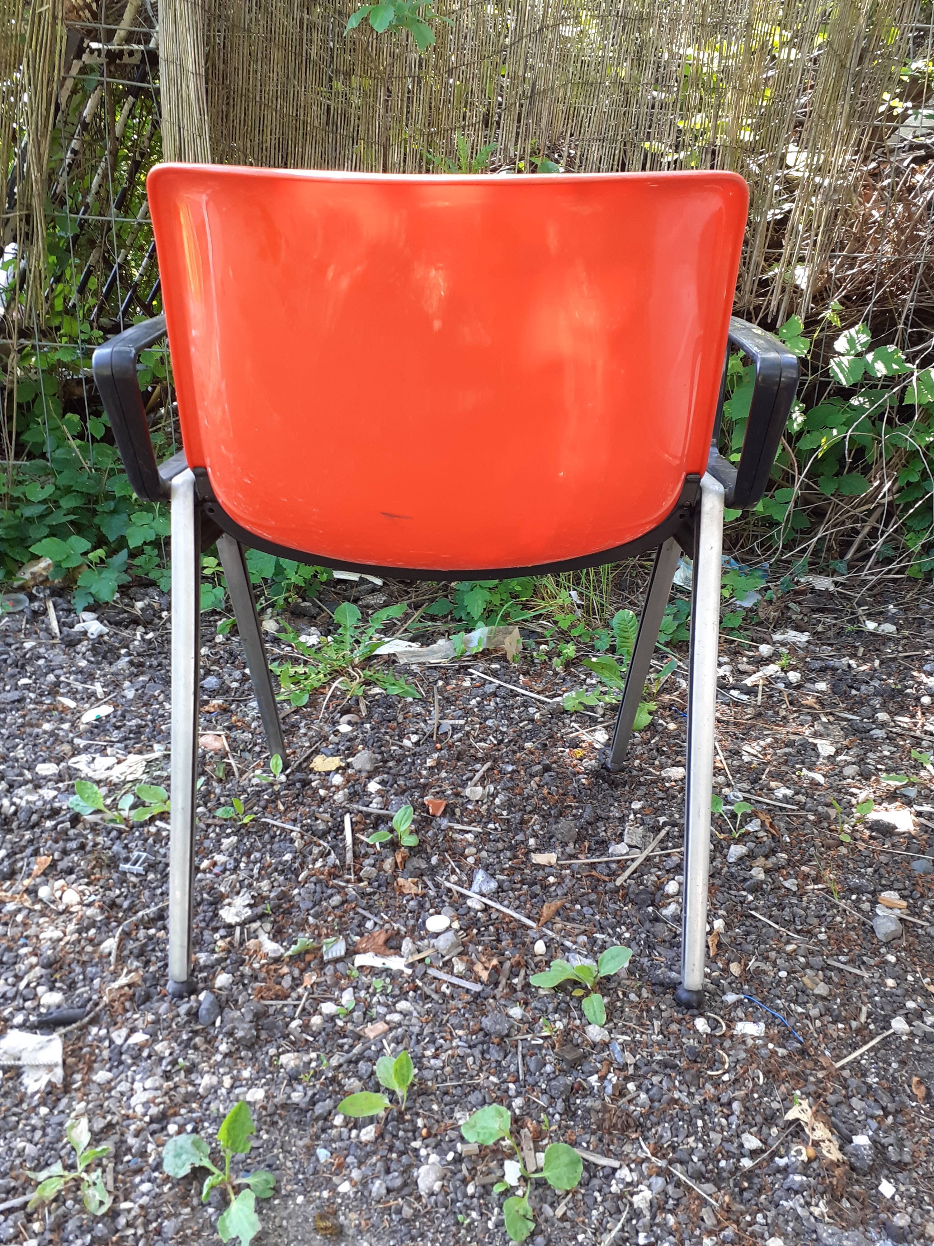 Chair Osvaldo Borsani sm 203