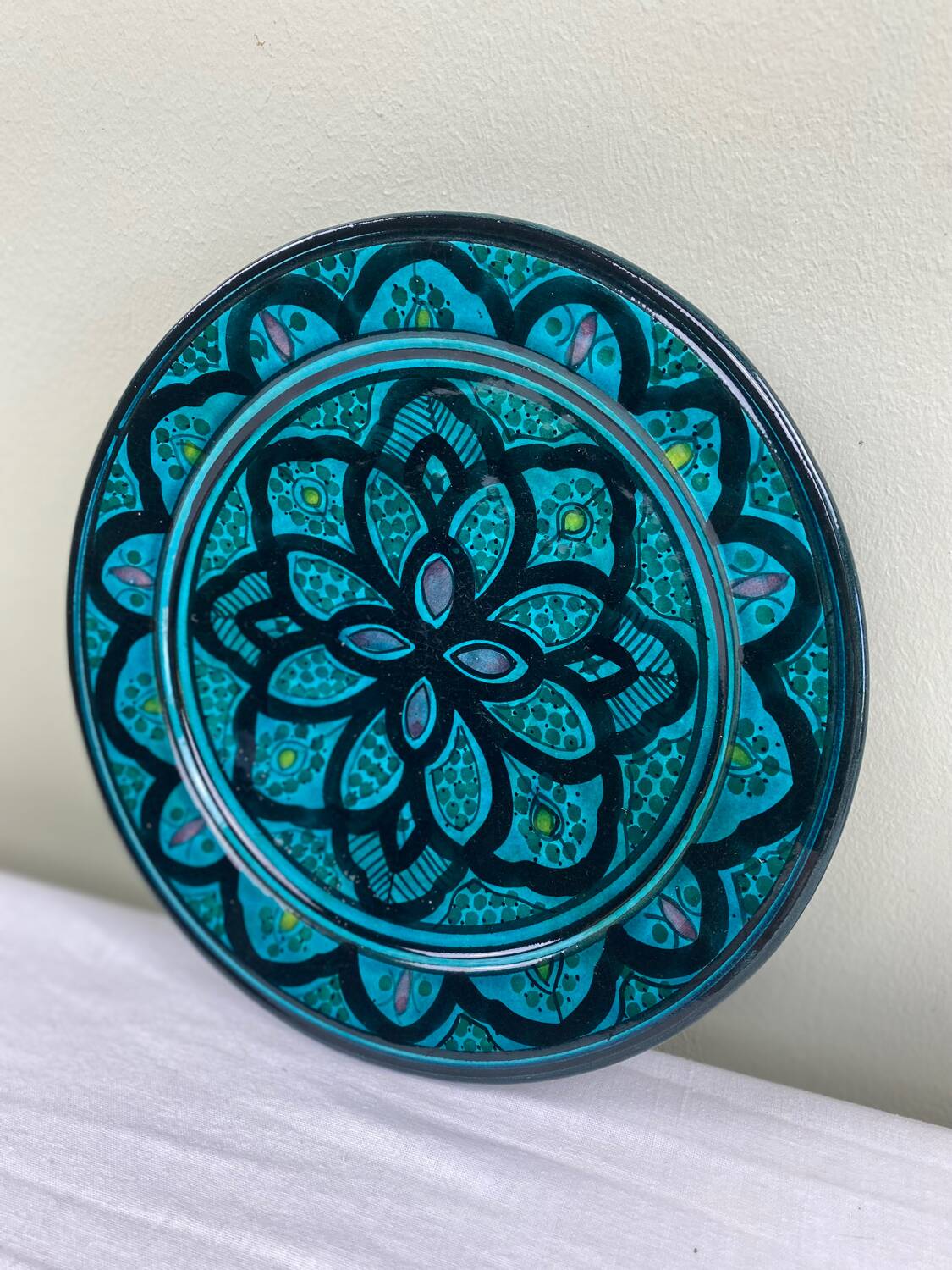 Ethnic decorative plate