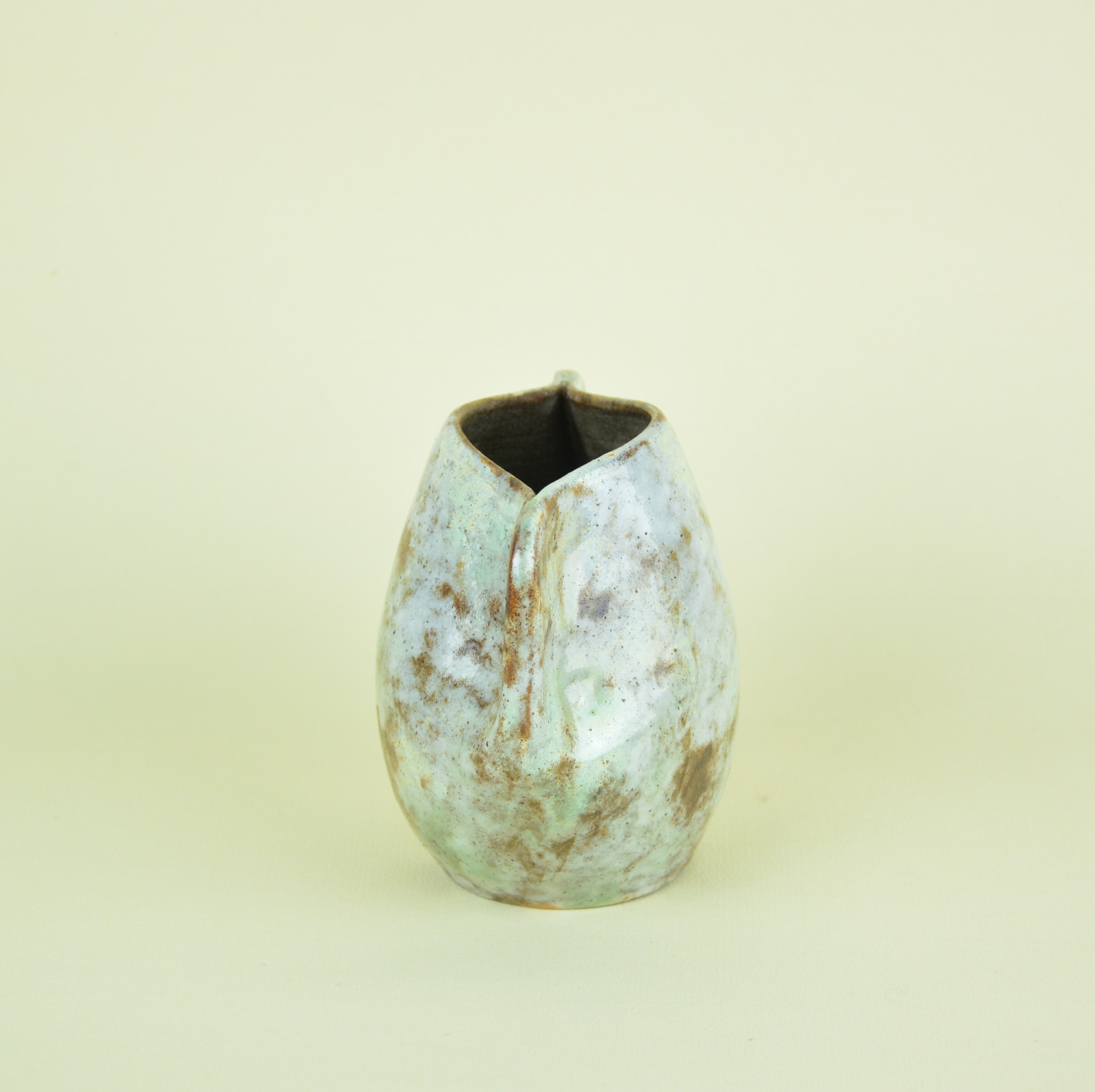 Vase Kostanda au col pincé