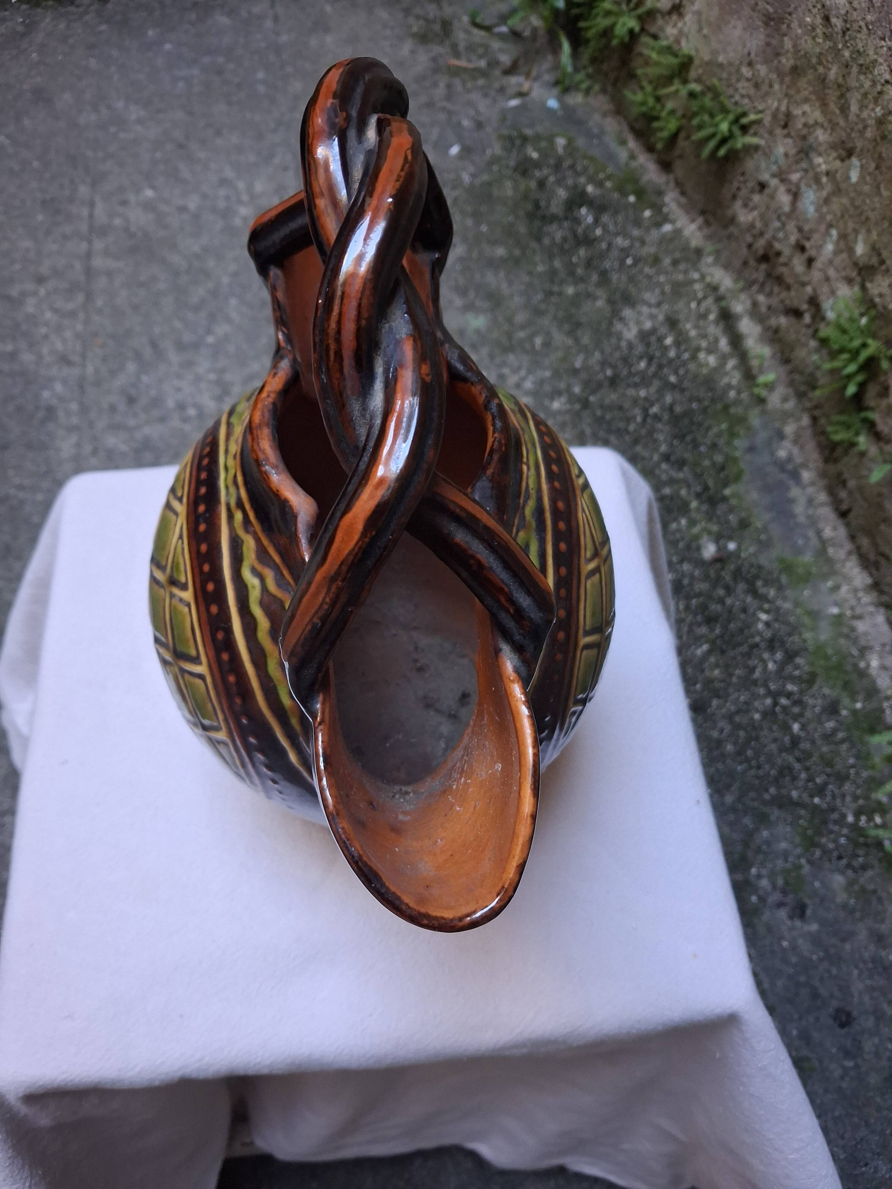 Vase, basket, in ceramic, woven handle