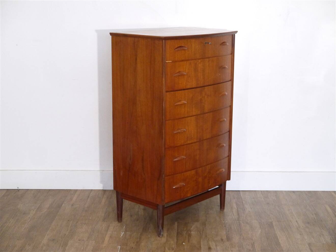 Grande commode danoise en teck 1960