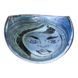 Ceramic catchall with face design