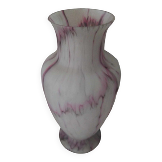 Gros vase en pâte de verre couleur rose