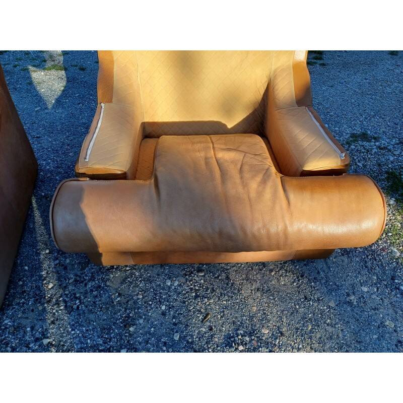 Paire de fauteuils vintage en skaï marron clair