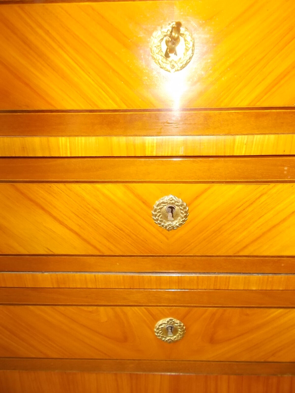 Louis XV style marquetry chest of drawers