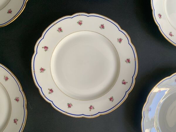 6 assiettes en porcelaine de Paris, Modèle ''A la Reine'', 1890, Damon