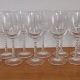 Series of twisted stemmed glasses in Arques crystal