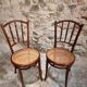 2 chaises bistrot viennoises Kohn antiques en bois courbé et cannage, Autriche vers 1900–1930