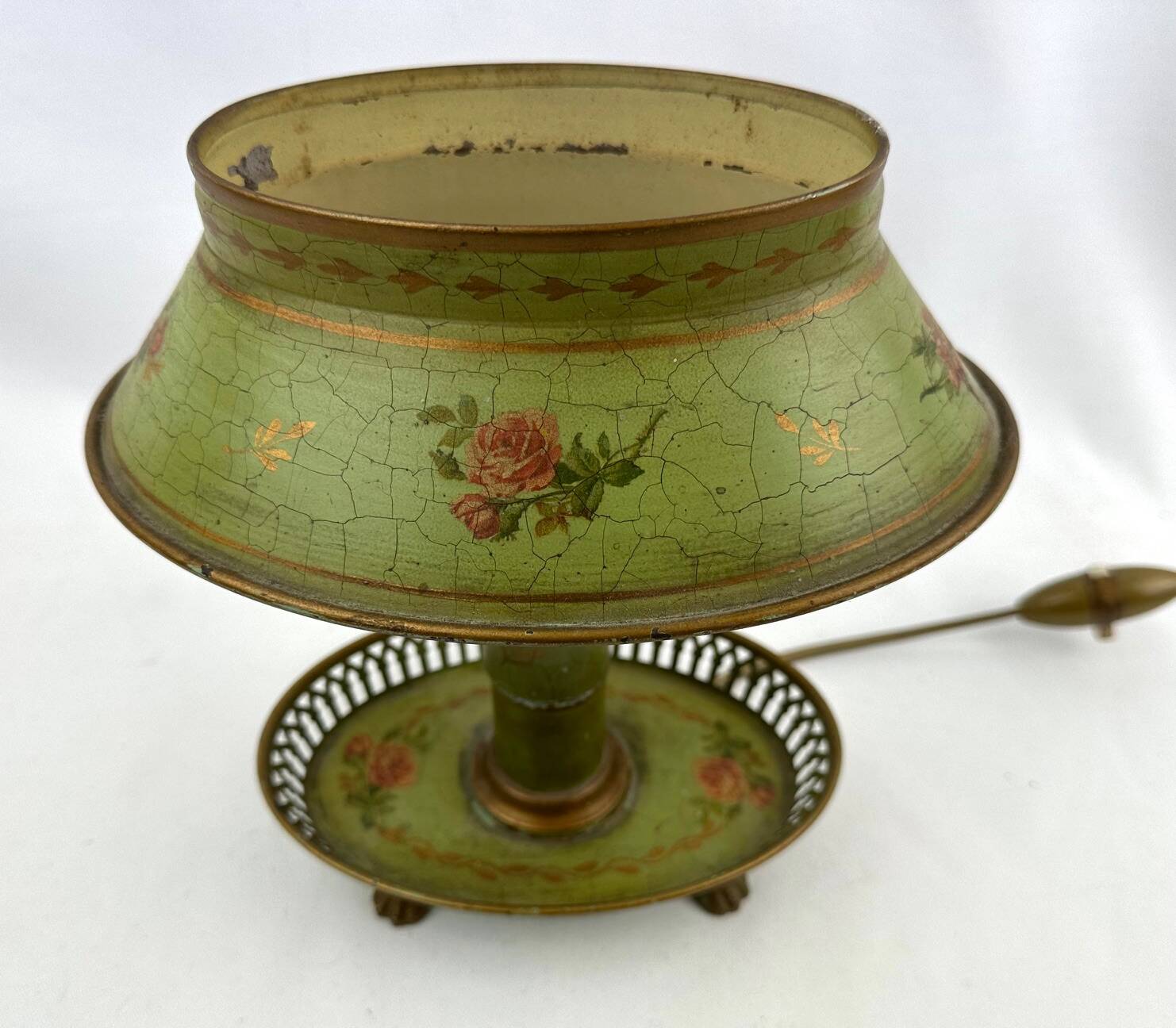 Small tin bouillotte lamp