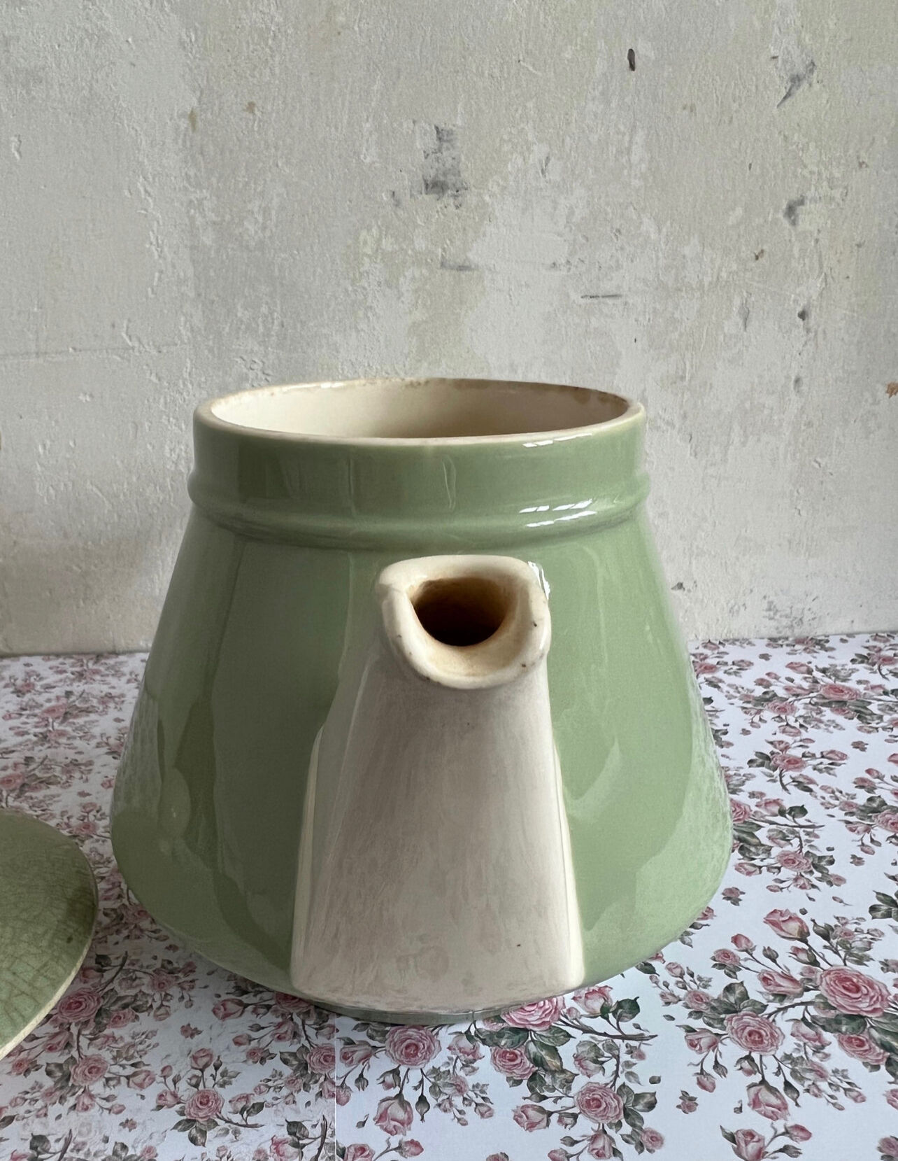 Almond green teapot Villeroy & Boch