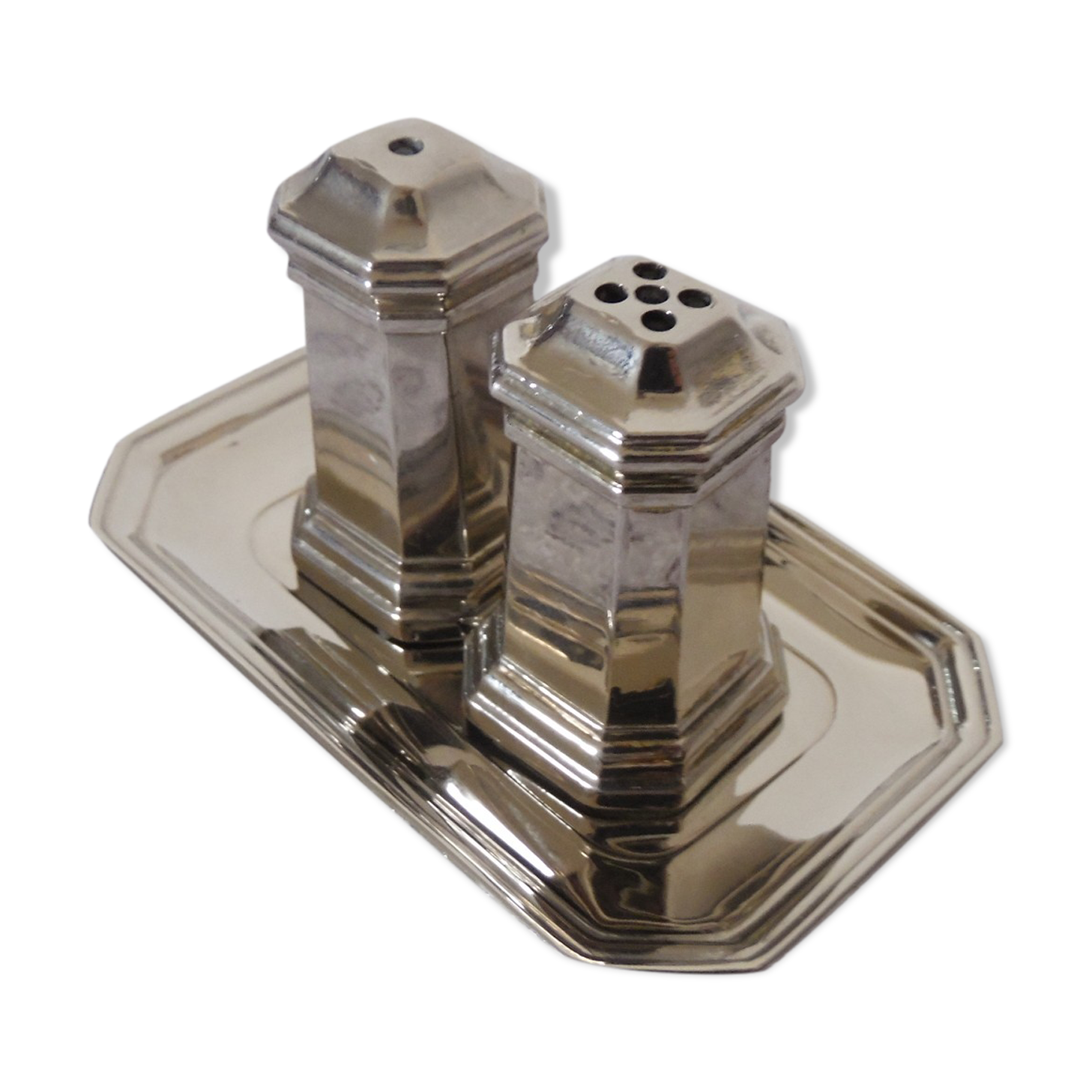 Silver metal salt and pepper set
