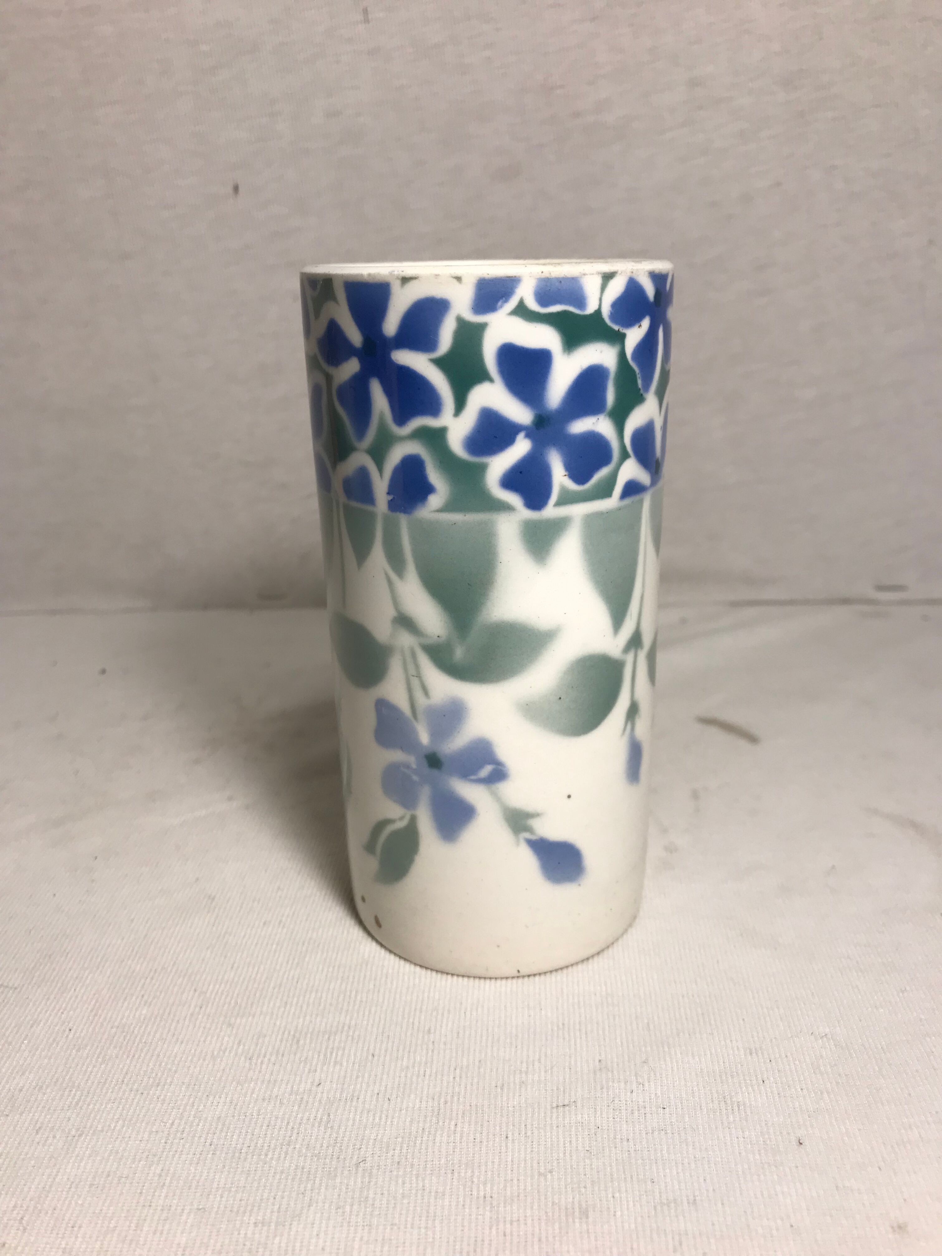 Vase rouleau Kg Luneville porcelaine blanc + dessins fleurs vintage Selency