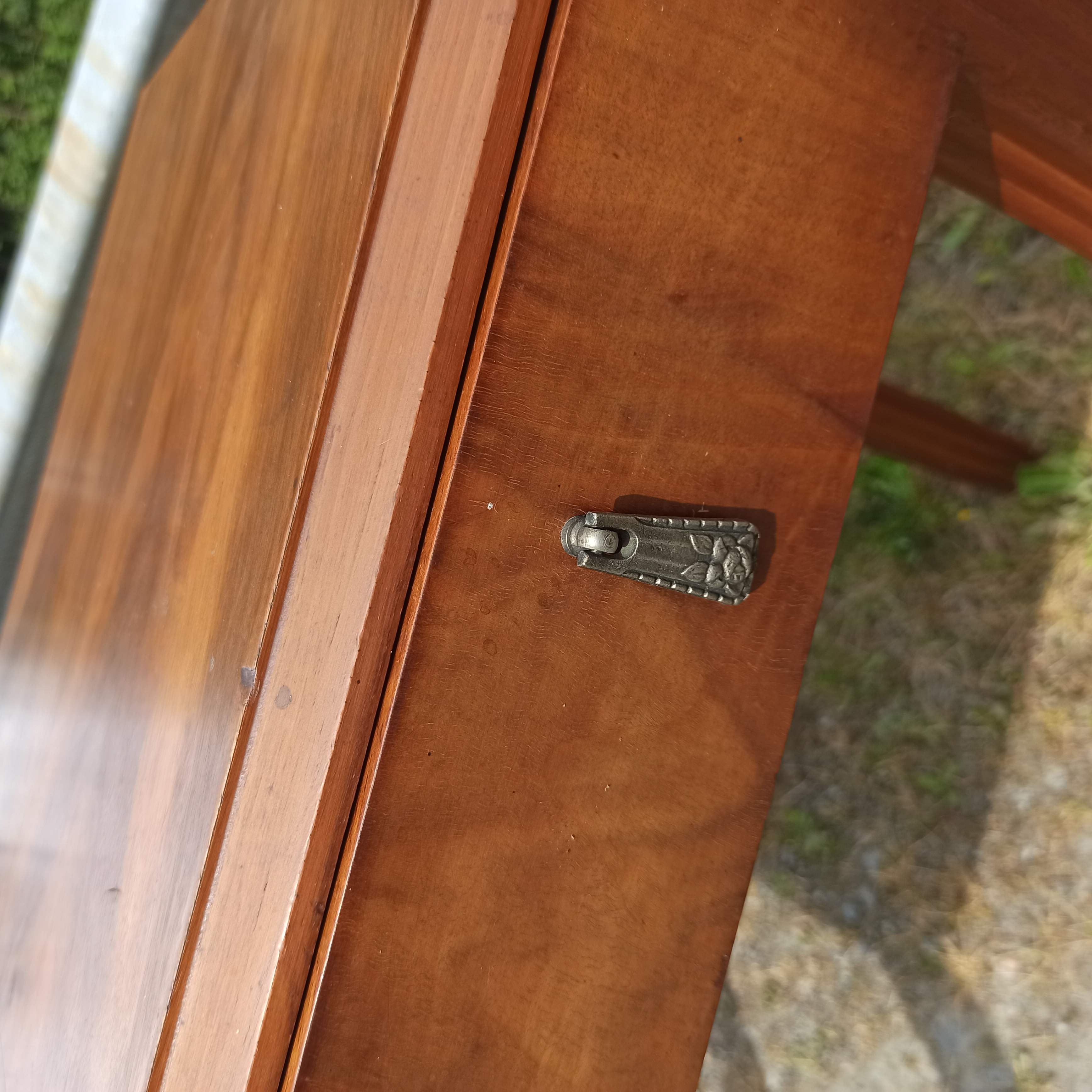 Bureau table des années 50 Art Déco tiroir en façade