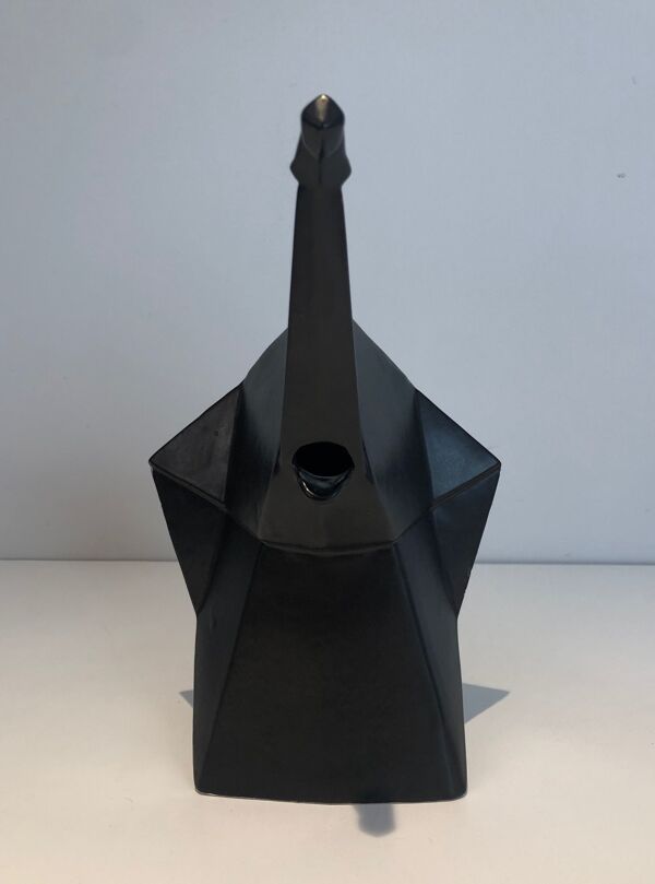 Pichet éléphant en céramique noire