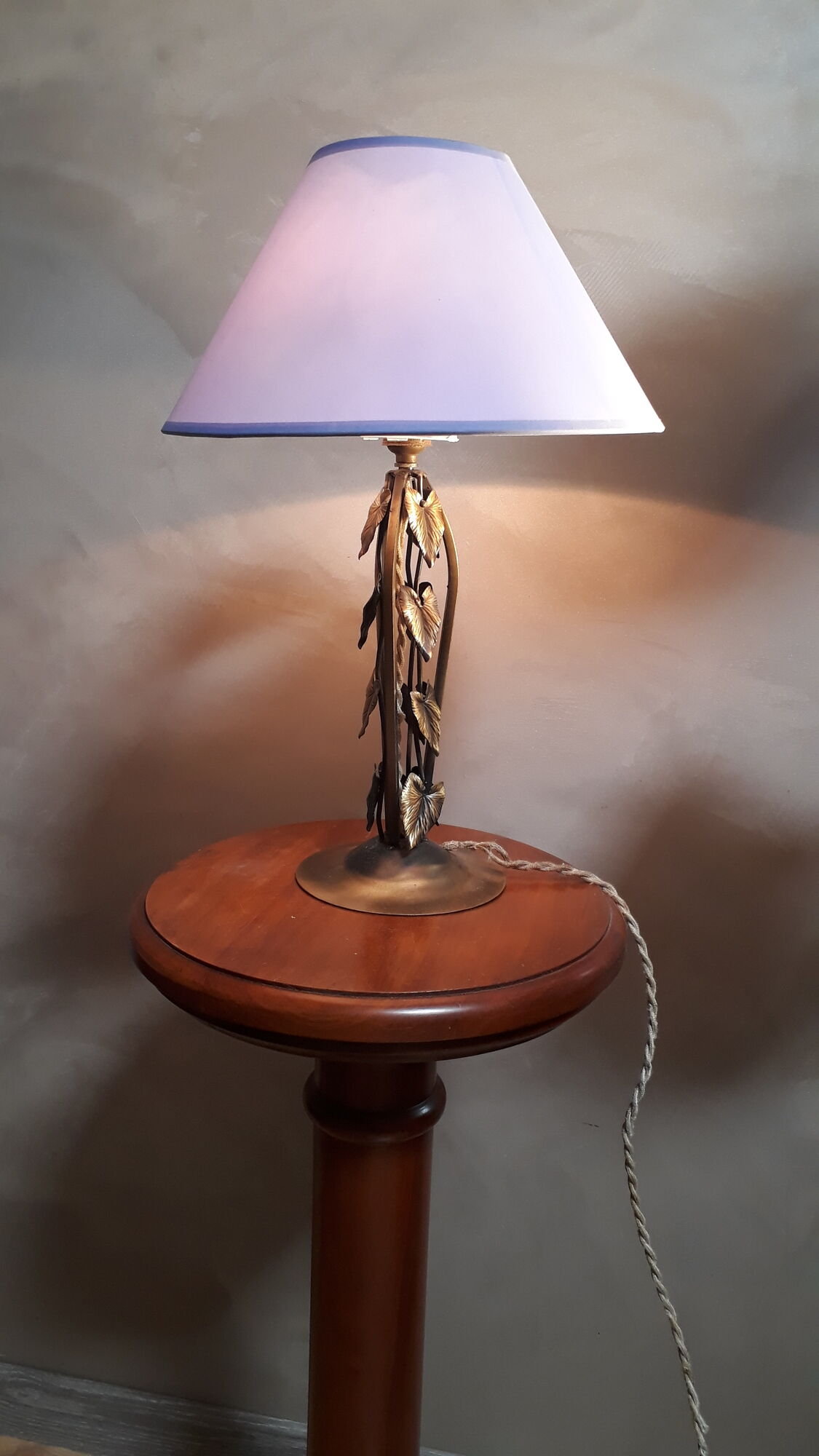 Iron-style lamp with bronze patina