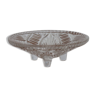 Empty tripod pocket in chiseled glass