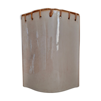 Vase en céramique et en rotin années 70