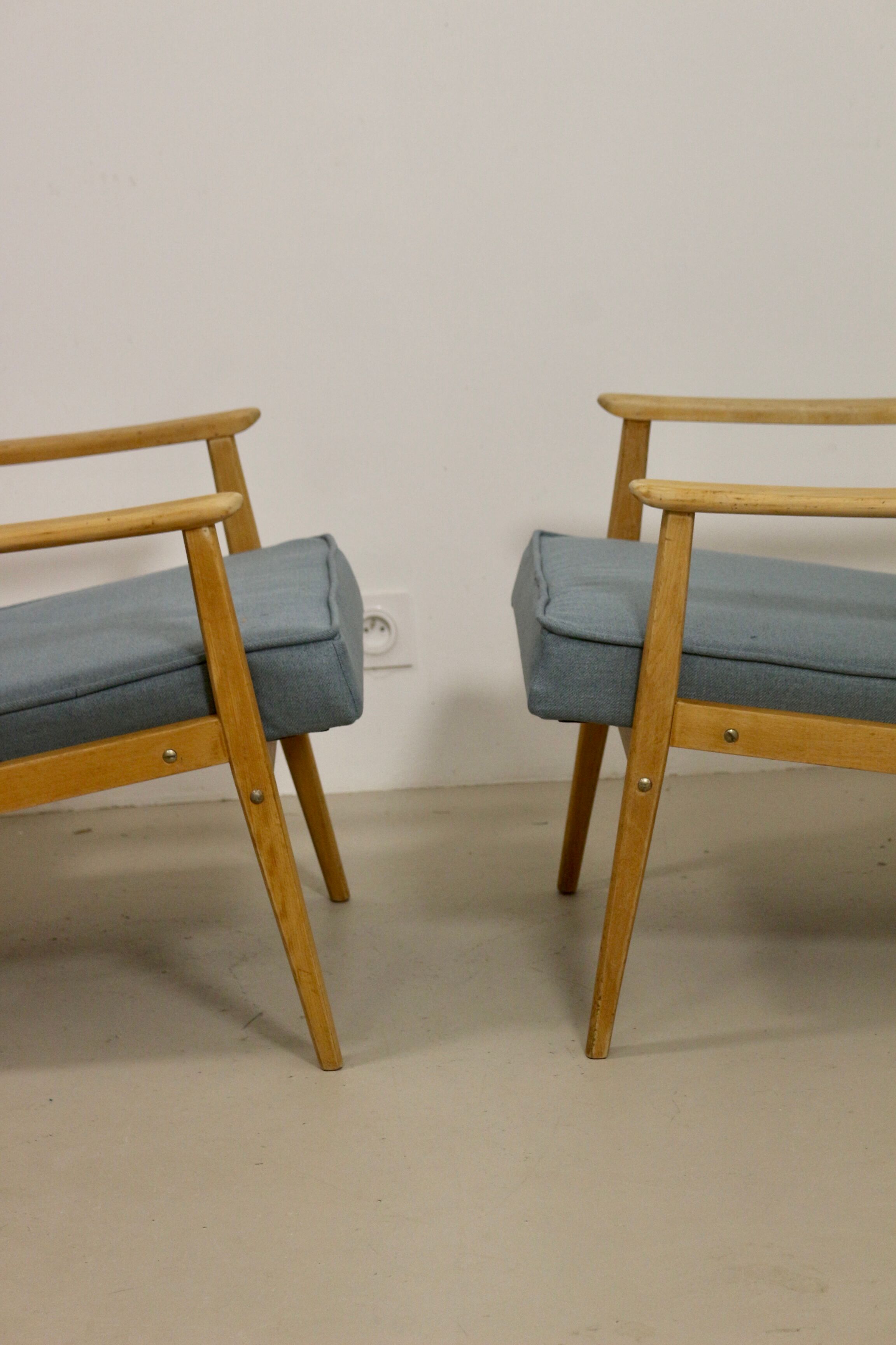 Paire de fauteuils vintage année 60 en hêtre