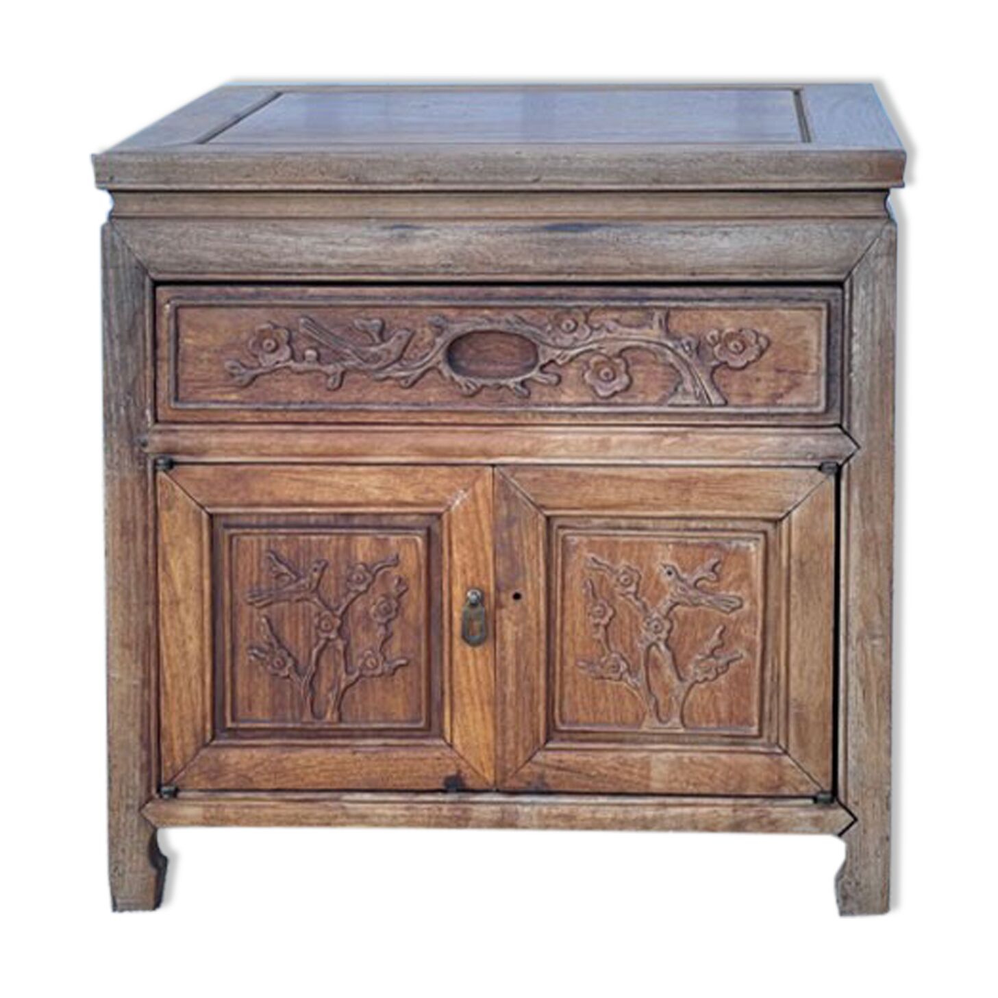 Buffet style chine