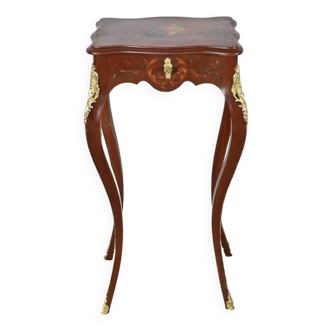 Table à ouvrage en bois laqué style Louis XV, fin XIXème