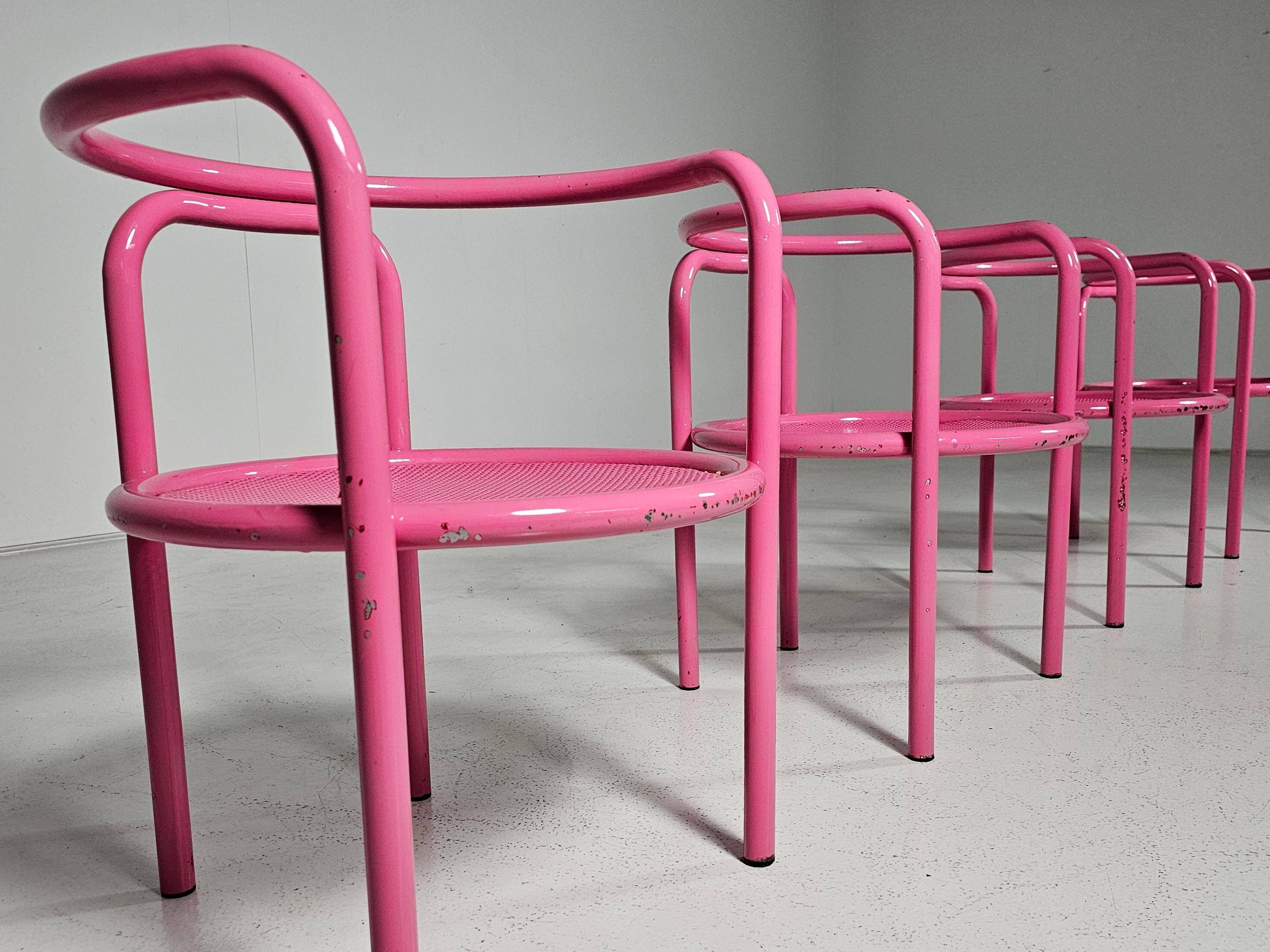 Set of 4 pink Locus Solus chairs by Gae Aulenti for Poltronova, 1960s.