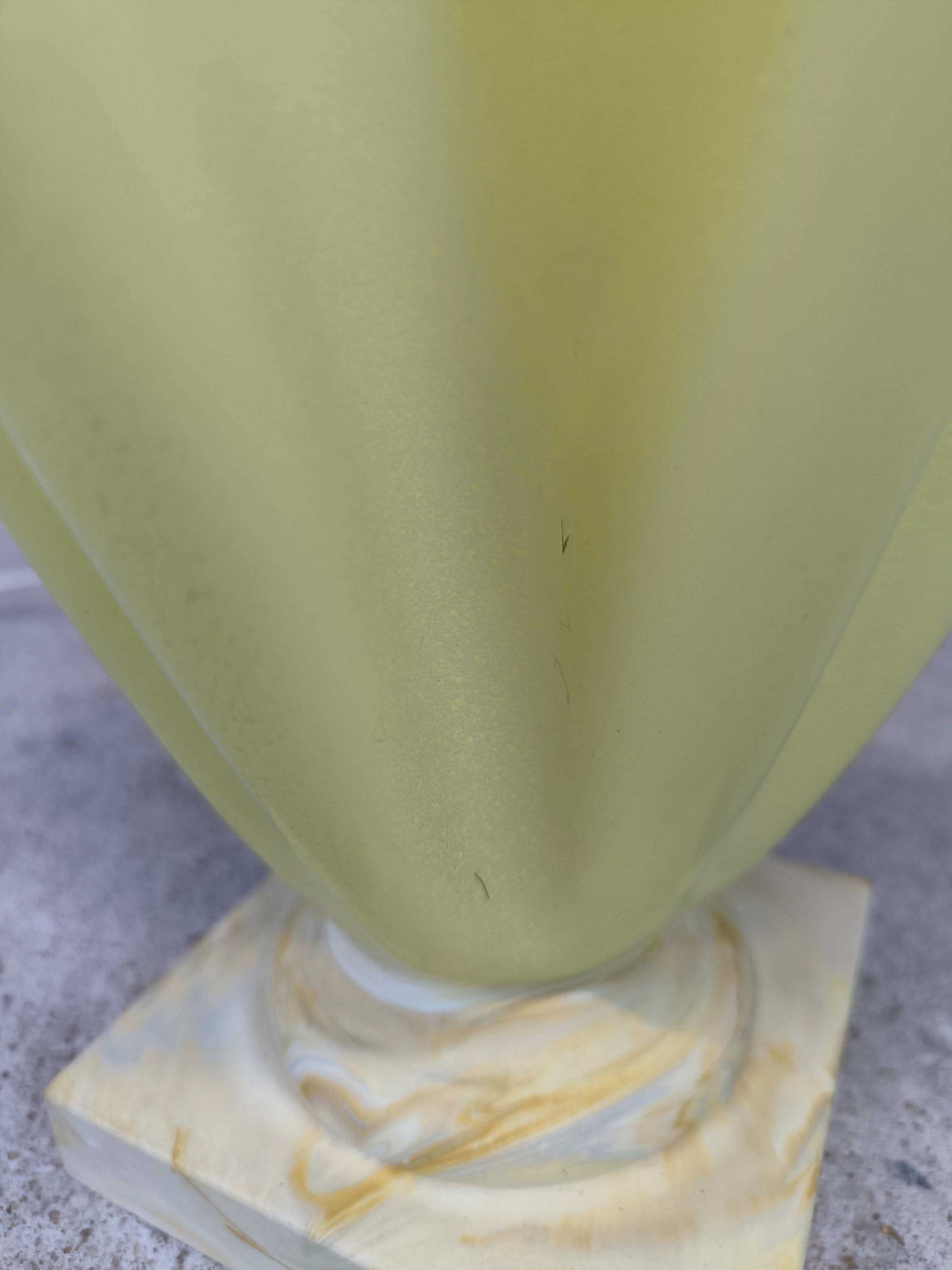 Vintage yellow Corolle table lamp