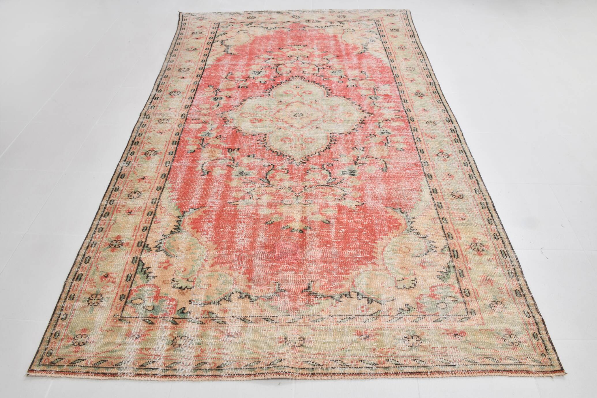 Red & cream oriental turkish vintage rug