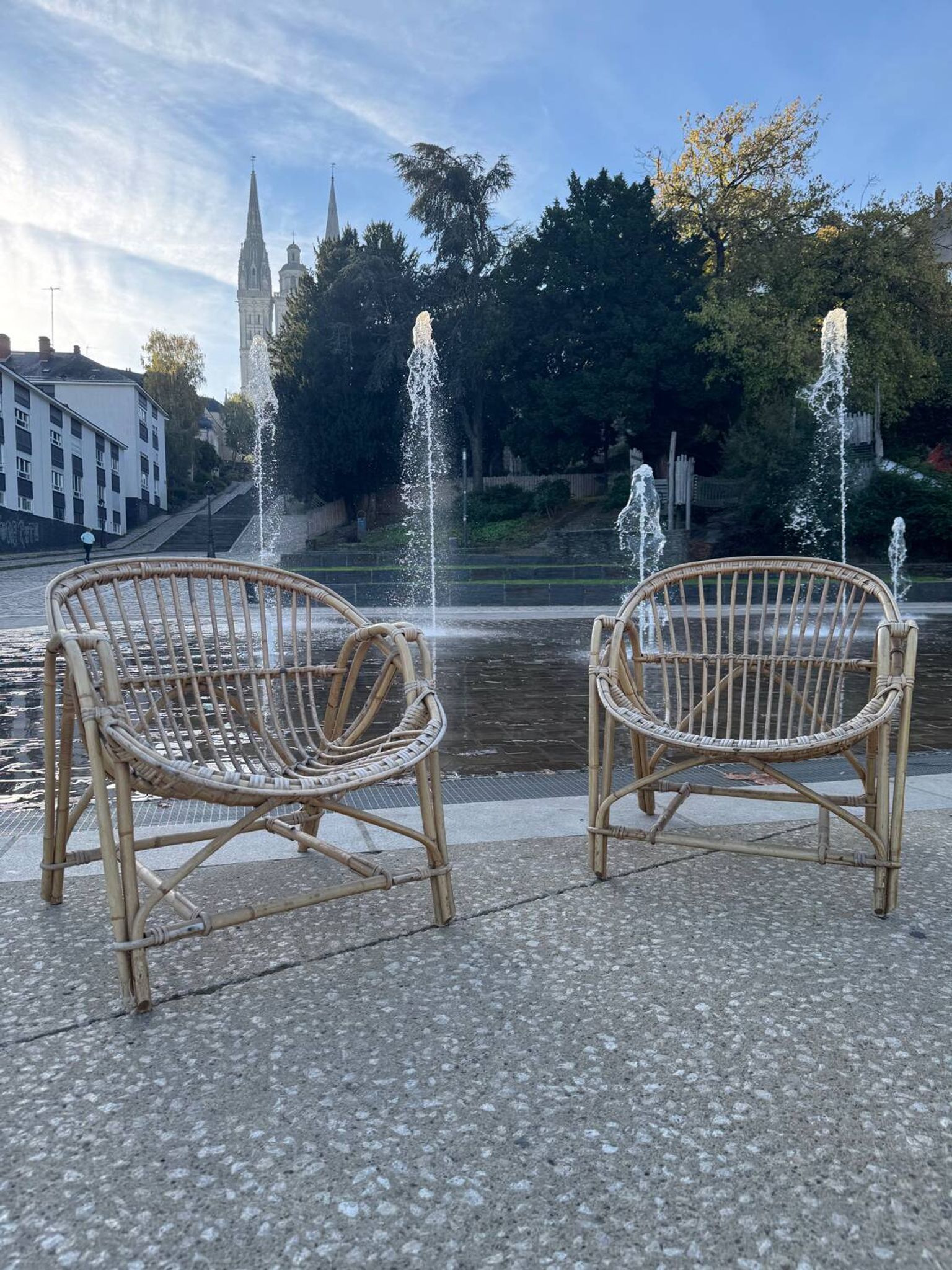 Pair of wicker armchairs, basket, vintage