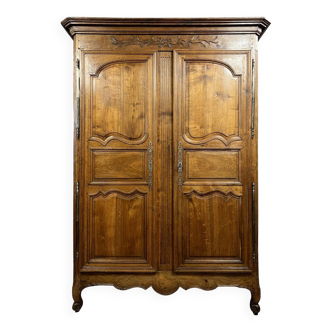 Lyon Louis XV period wardrobe in solid walnut circa 1750