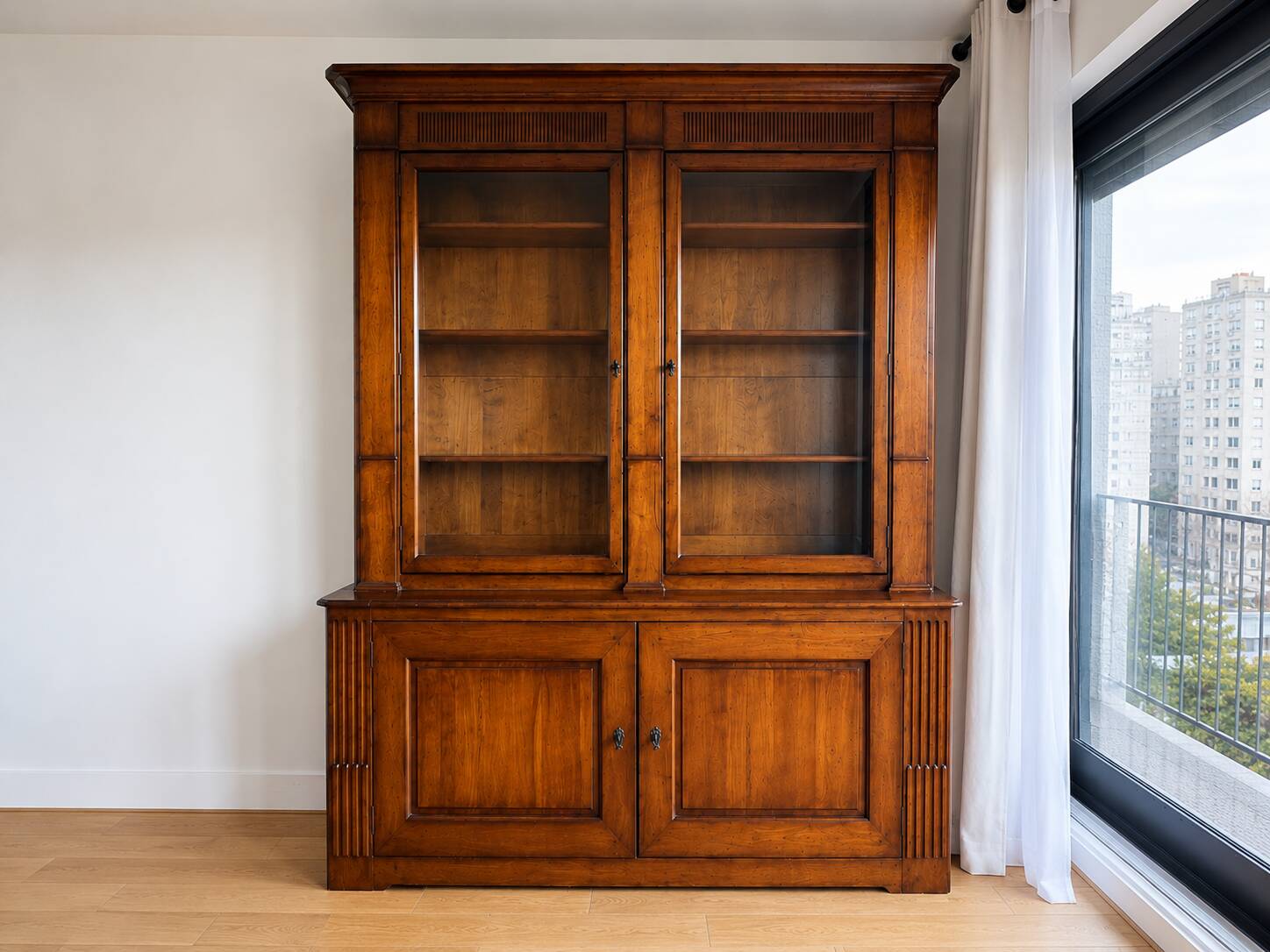 Display cabinet / glass bookcase Roche Bobois in cherry wood – 2 sections