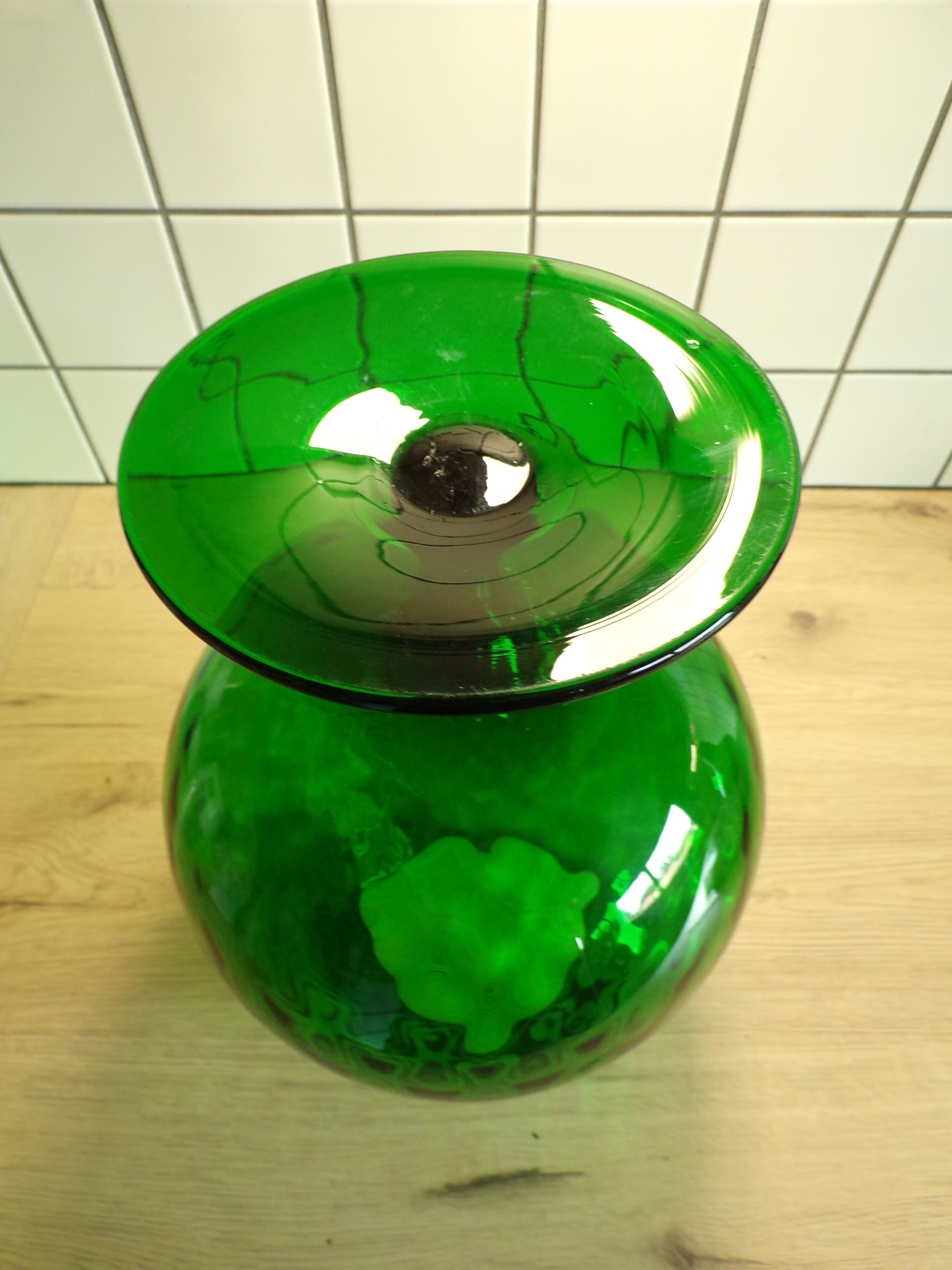Green Empoli glass vase