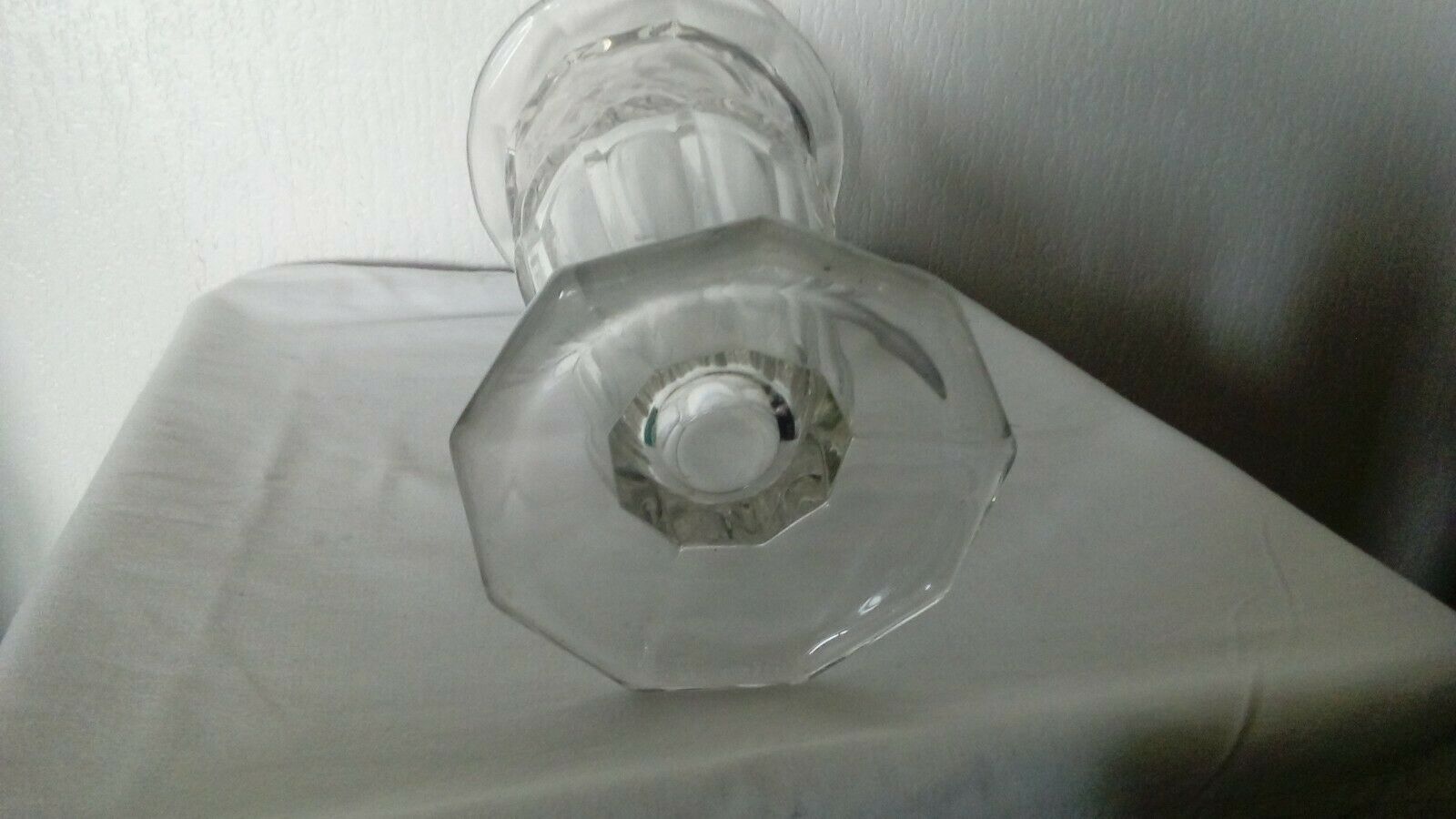 Vase en verre guirlande de fleurs en verre depoli epoque art nouveau