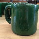 Mugs en terre cuite émaillée