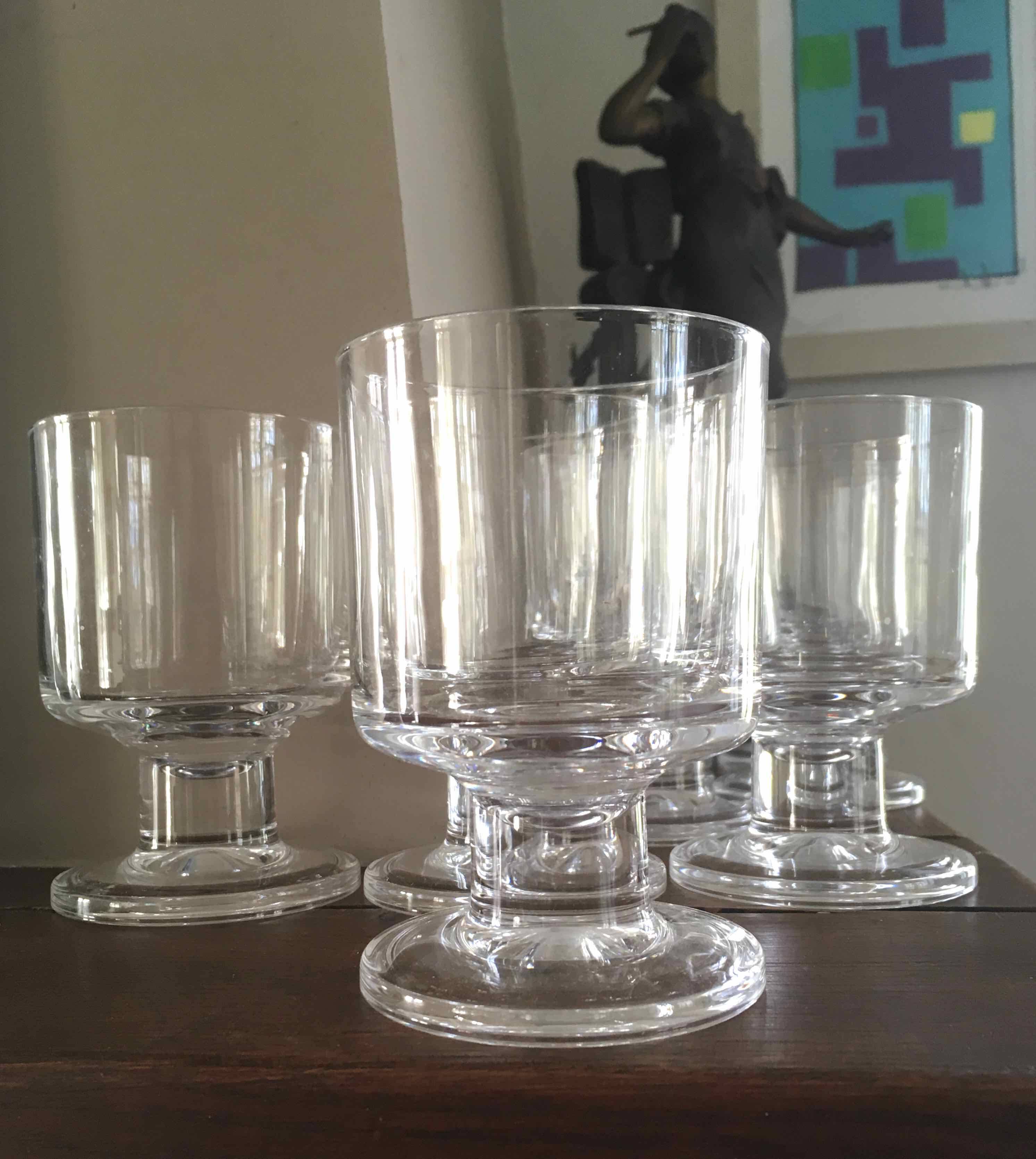10 crystal wine glasses