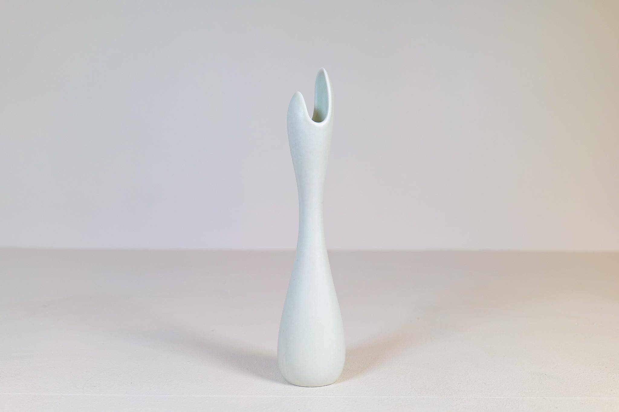 Mid-century modern ceramic vase "Caolina" Gunnar Nylund Rörstrand, Sweden