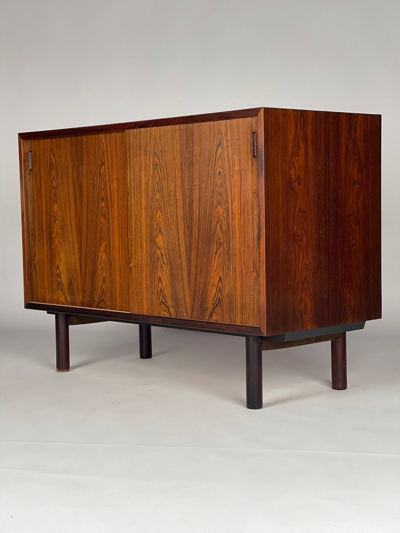 Buffet scandinave en palissandre année 60