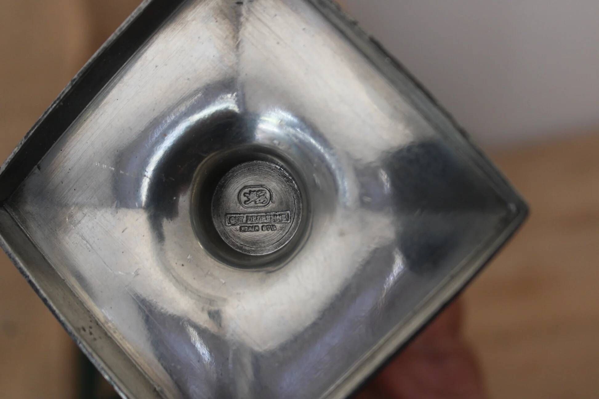 Soliflore or vintage candle holder in silver-plated metal – Fluted column on a square base