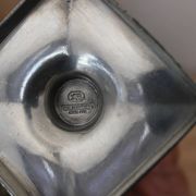 Soliflore ou bougeoir vintage en métal argenté – Colonne cannelée sur socle carré