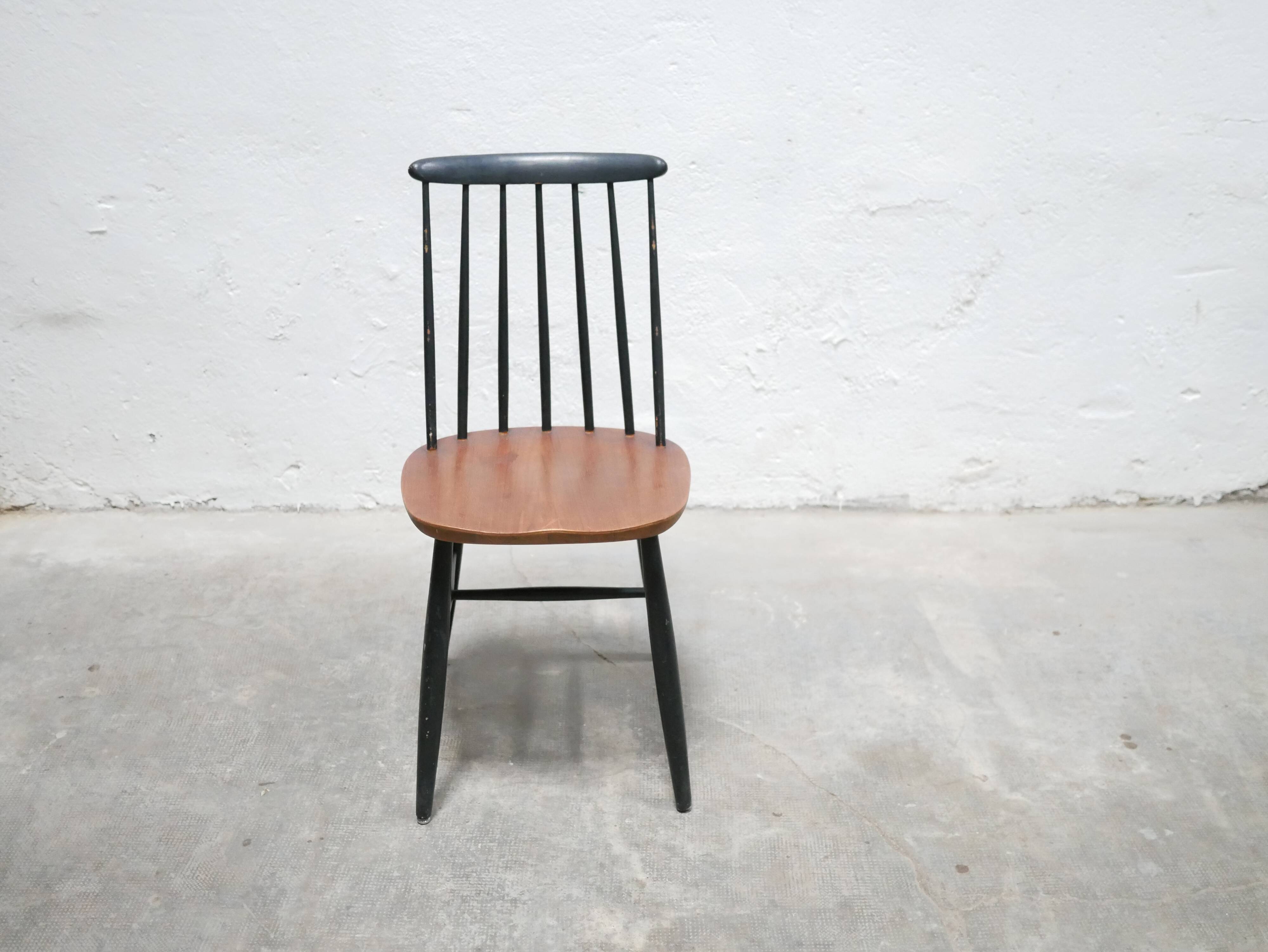 Chaise vintage en bois éditée par Stol Kamnik