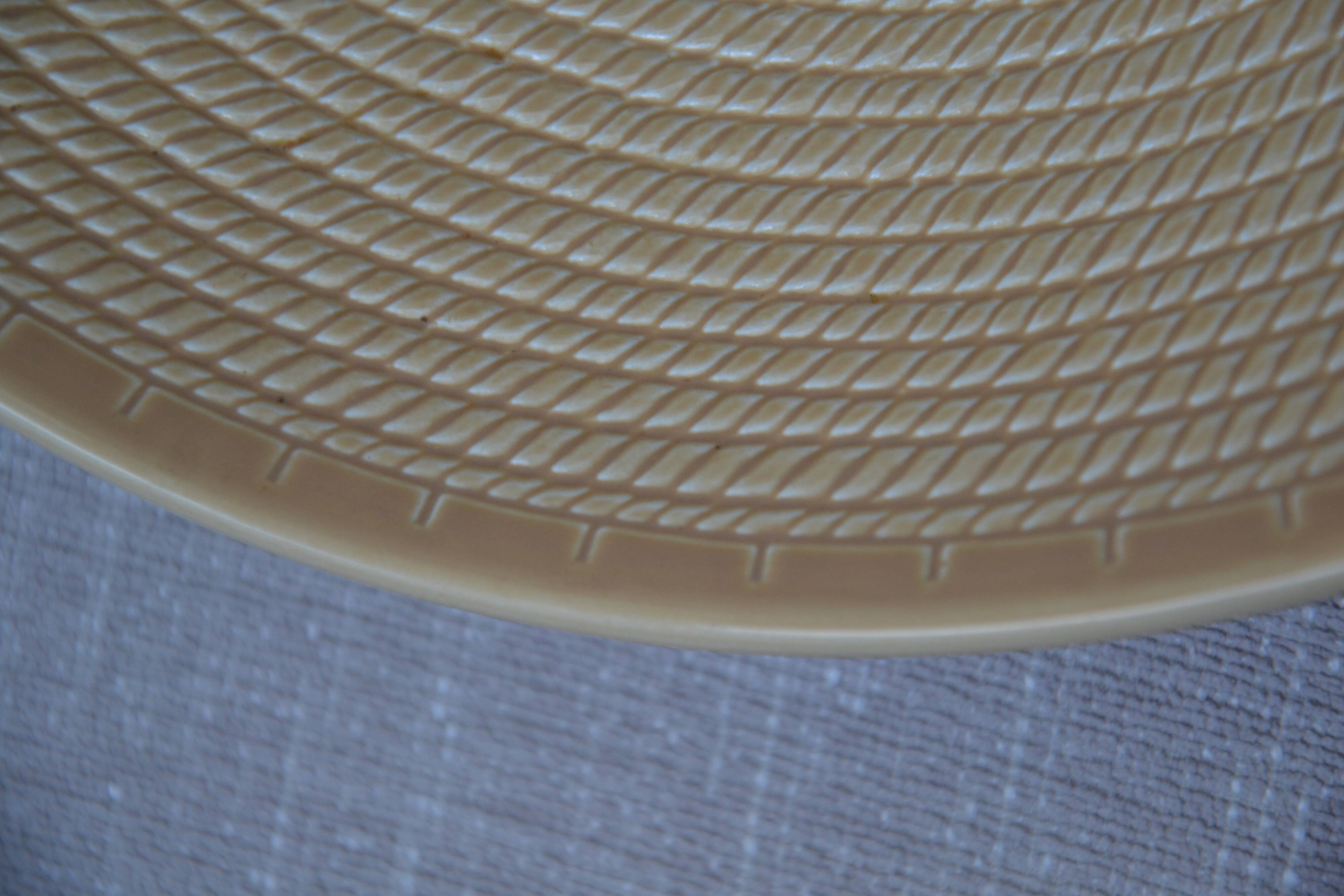 Large dish/bowl Keralux Boch "Cordaline" 1956