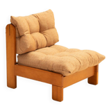Low armchair in pine wood with bronze fabric