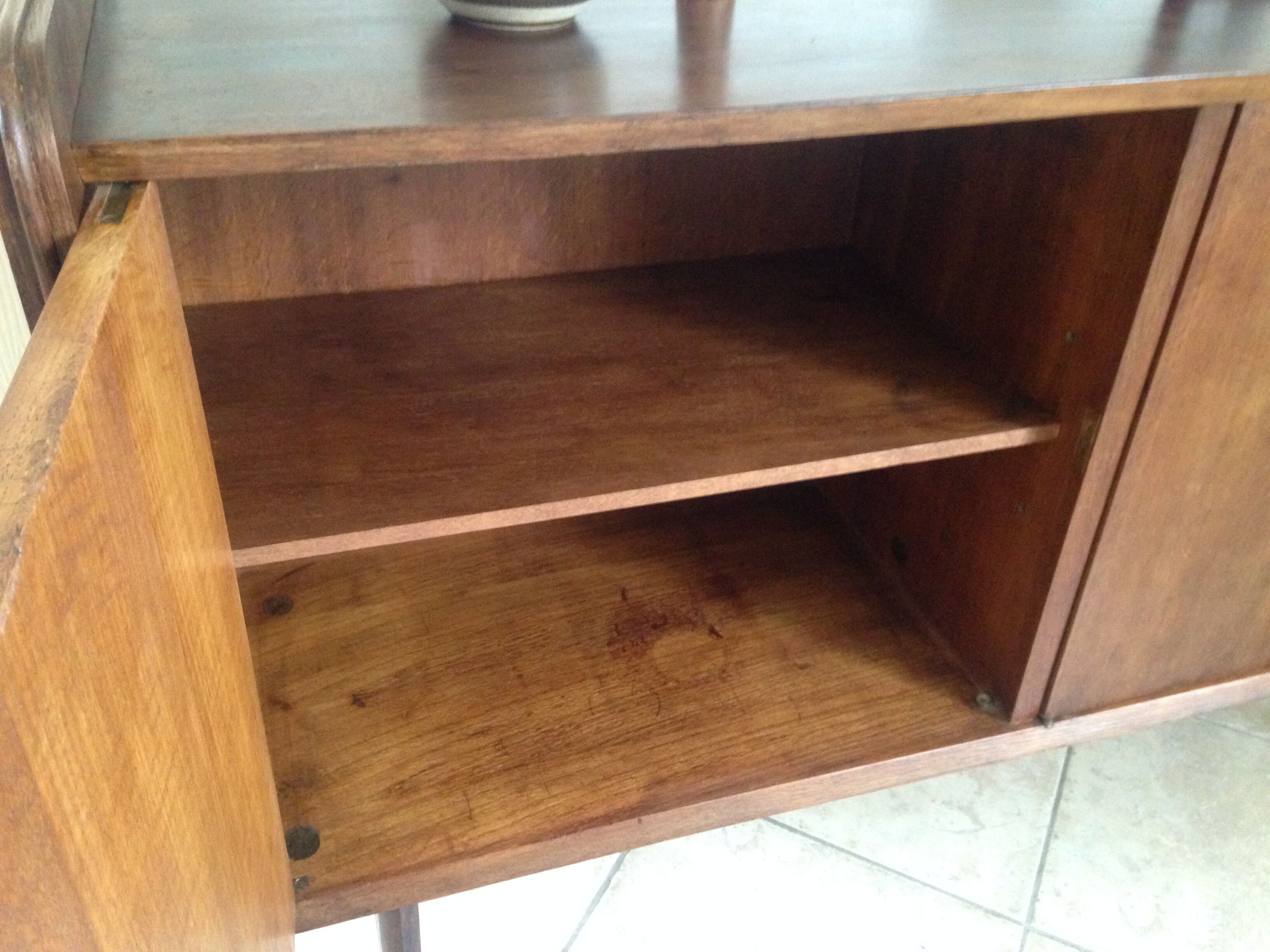 Sideboard SAM Edition with compass feet