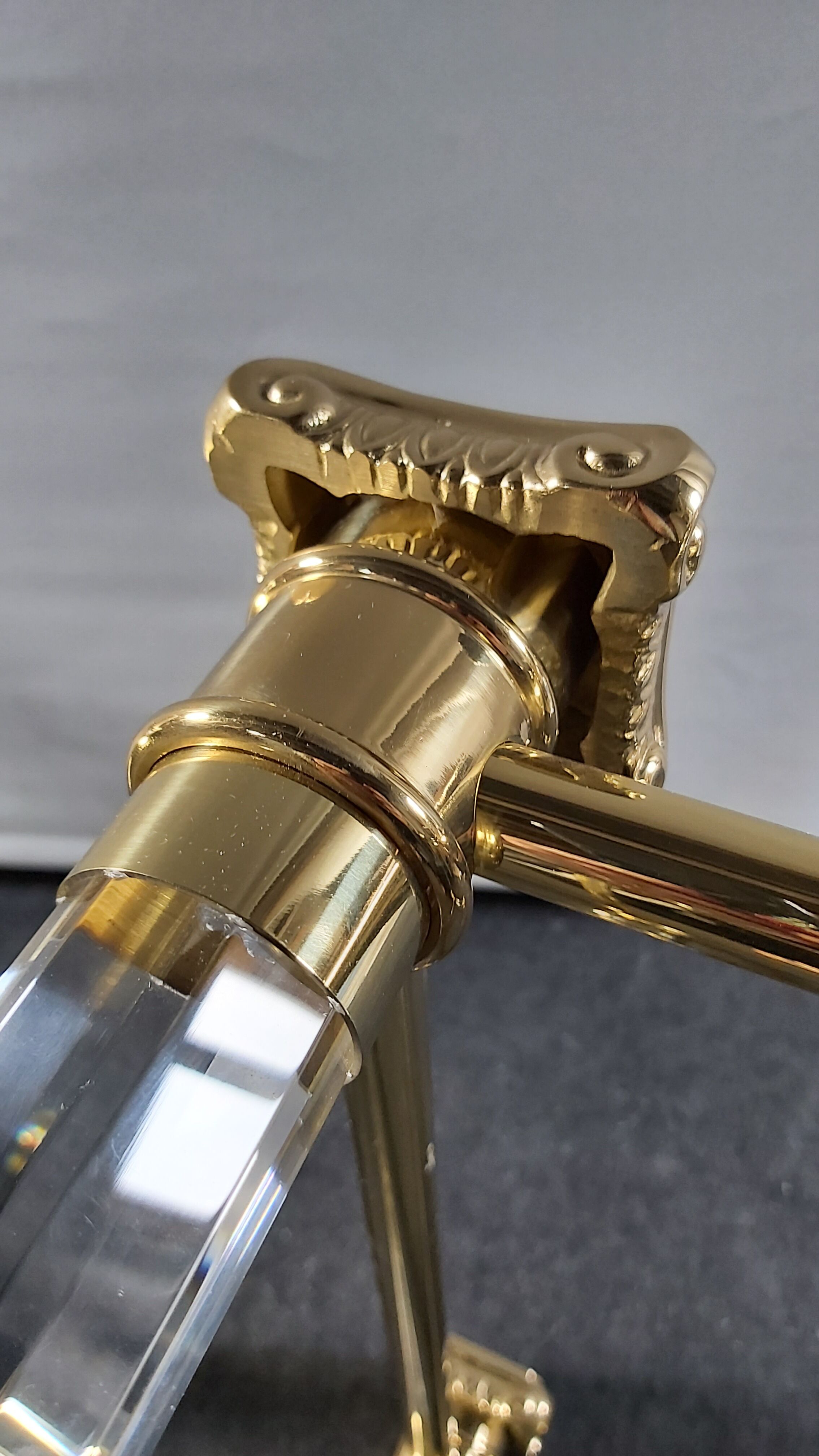 Pair of tables in brass, acrylic and glass