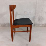 Vintage Danish Scandinavian chair in 60s teak, stamped Dyrlund Denmark