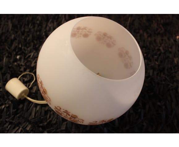 Suspension globe