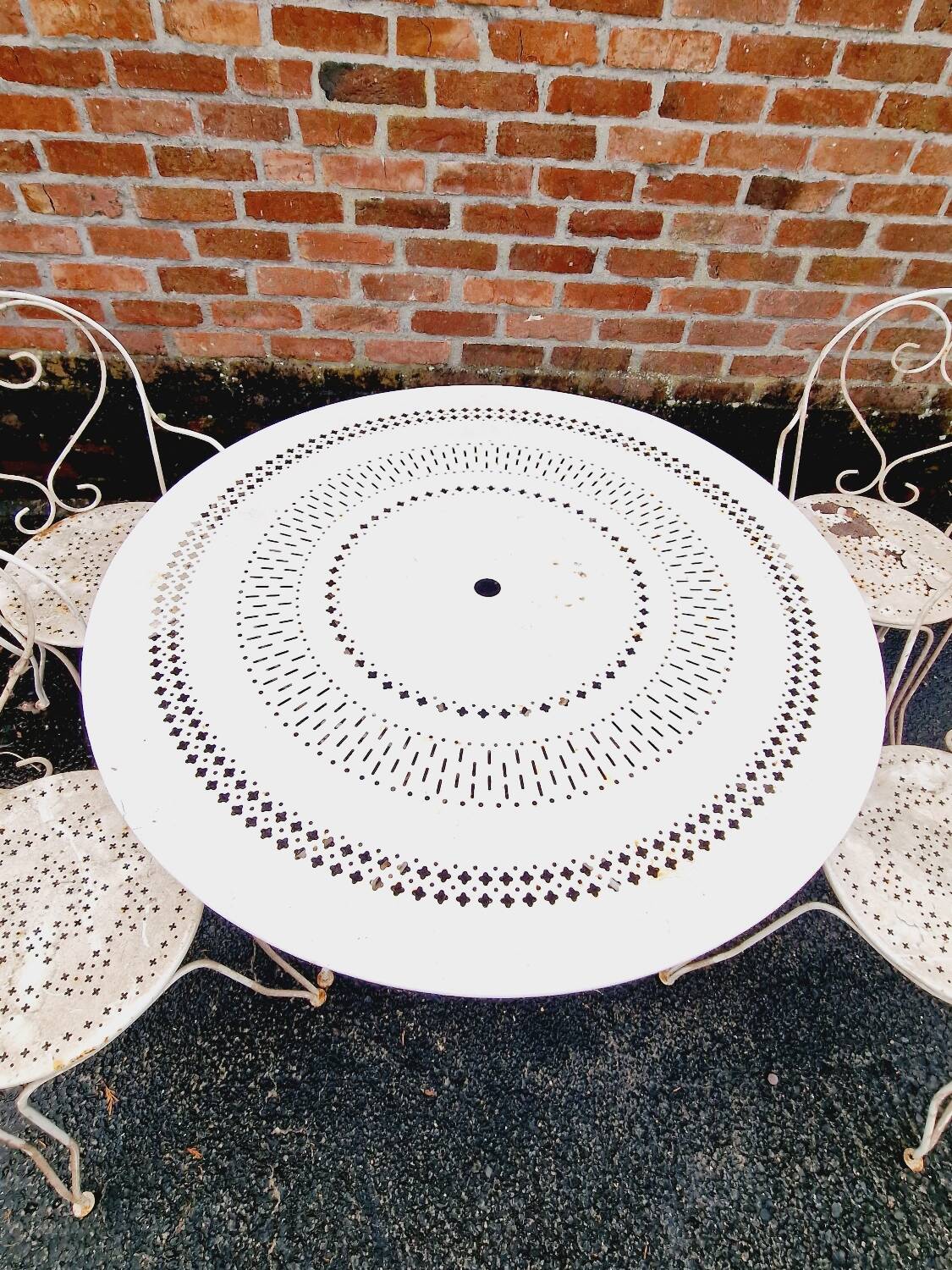 Wrought iron garden furniture chairs and table