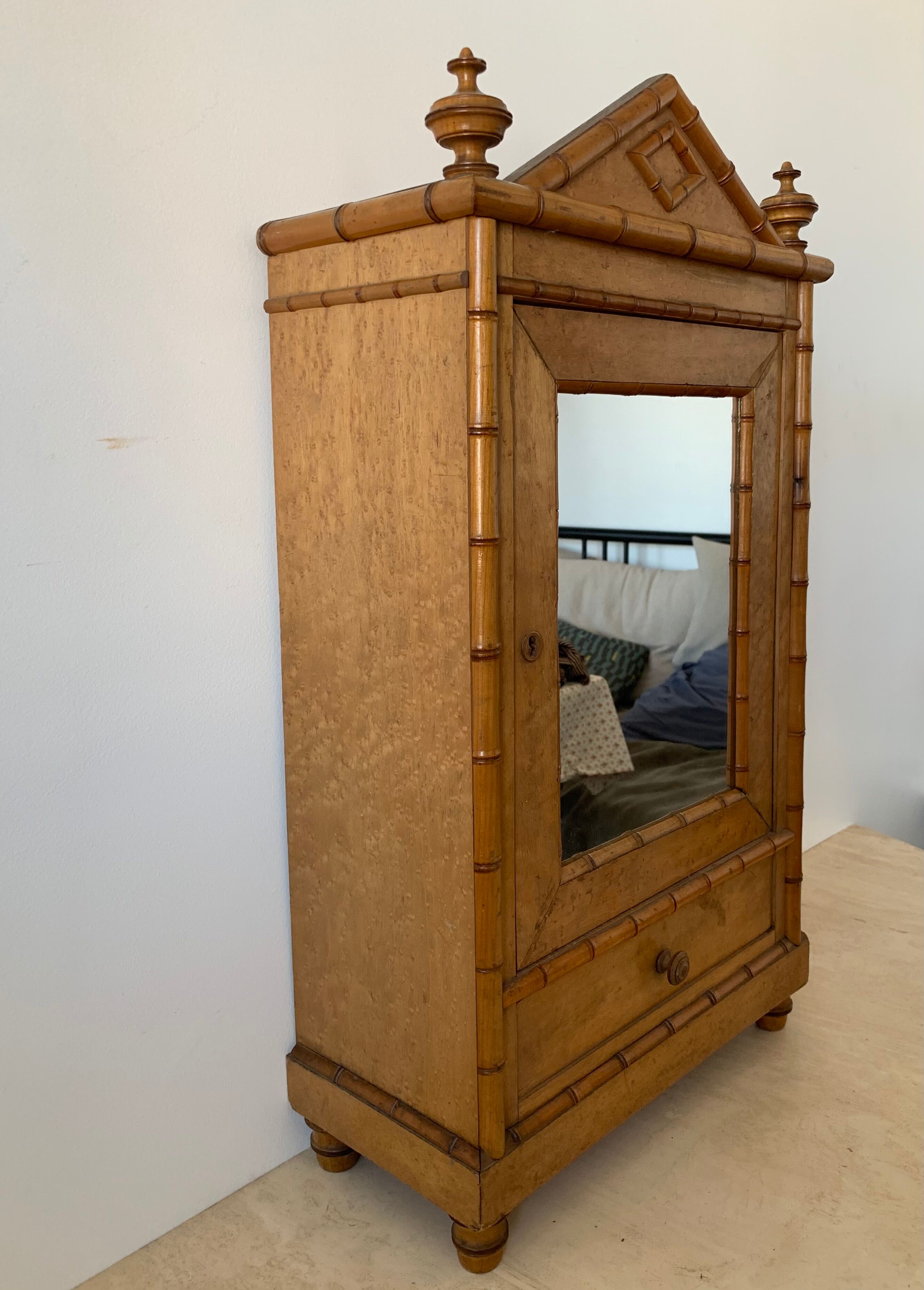 Napoleon III wardrobe