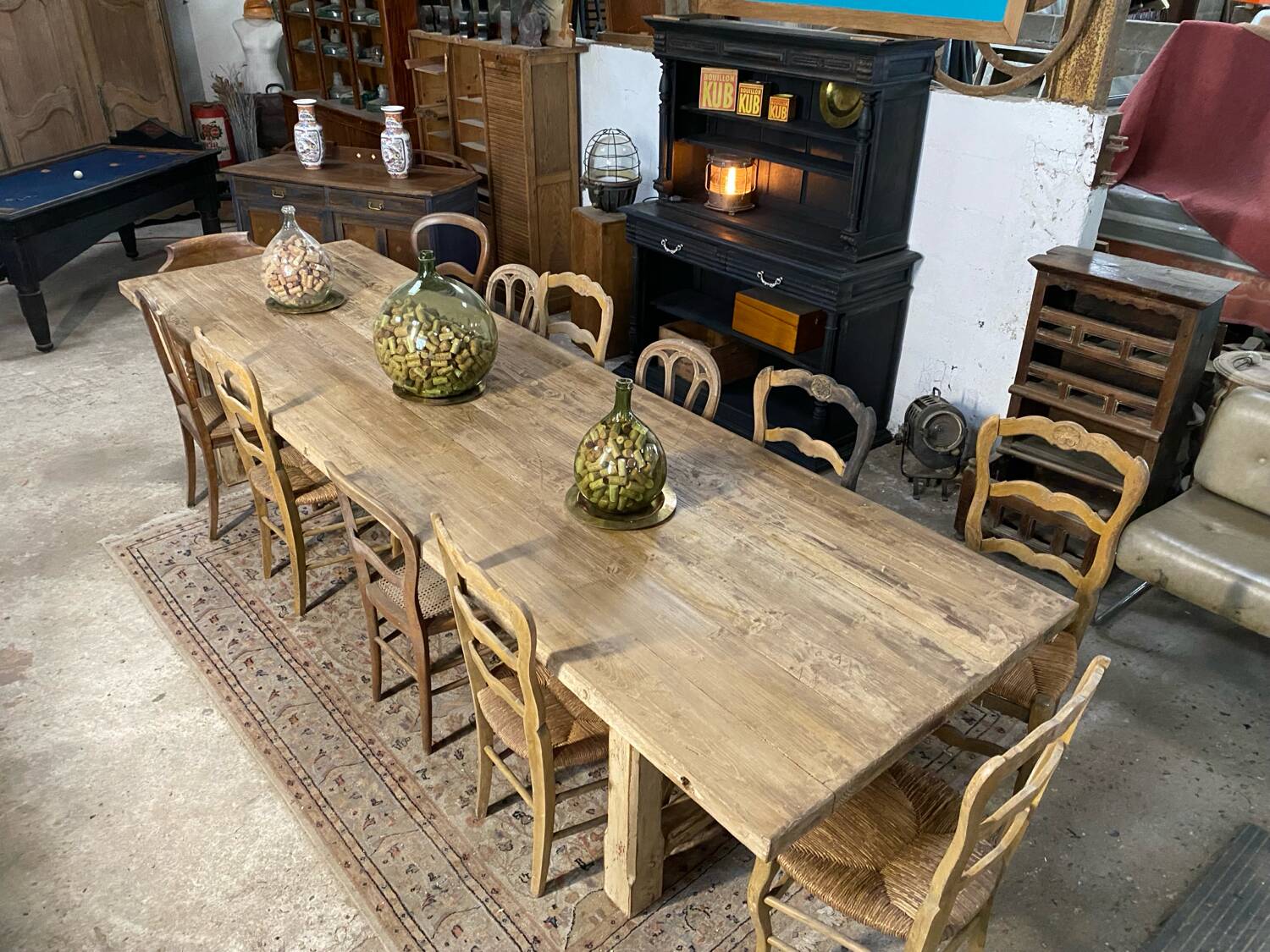 Table de ferme Monastère