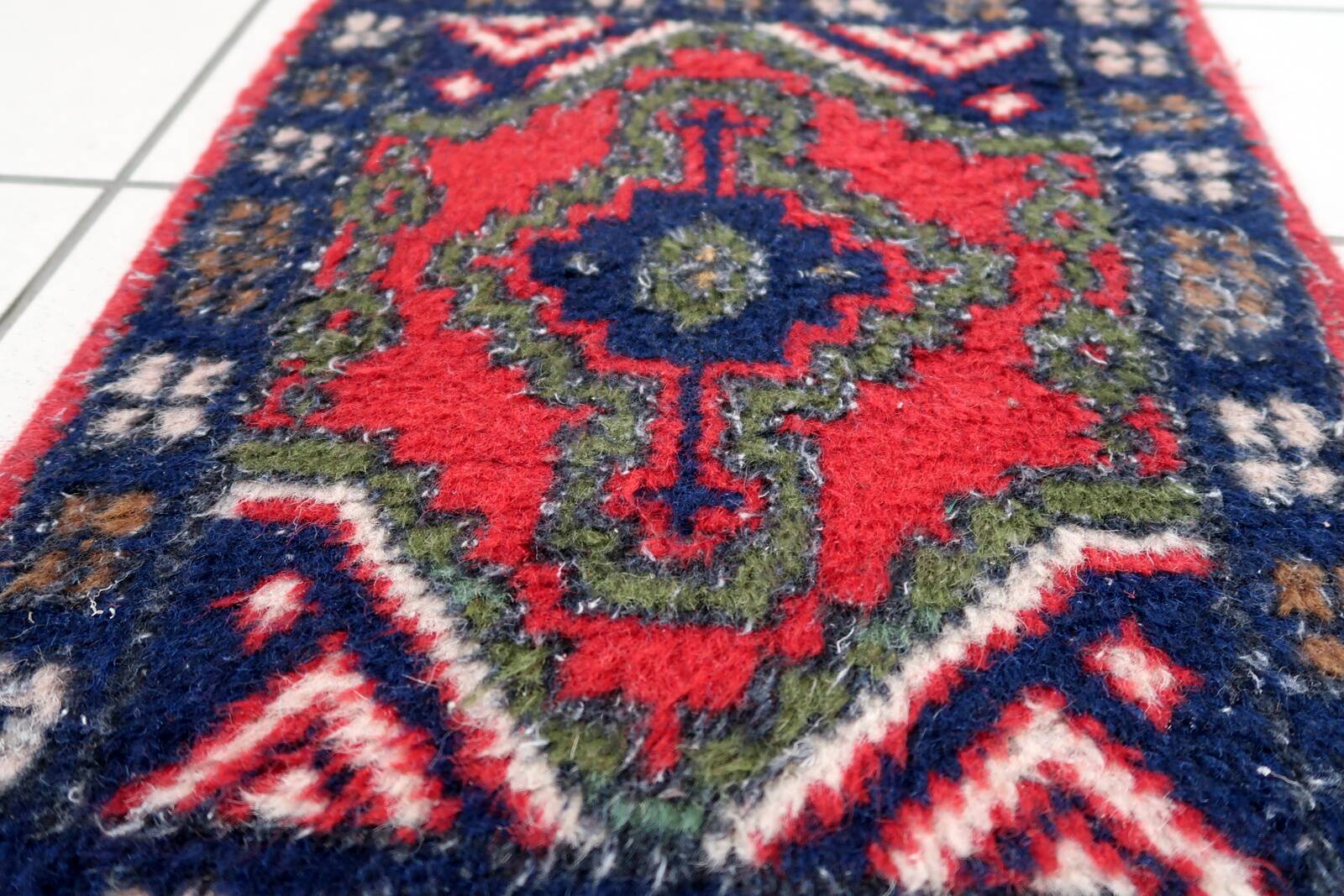 Tapis vintage du Moyen-Orient Hamadan fait main en laine – 40 x 58 cm 1970s