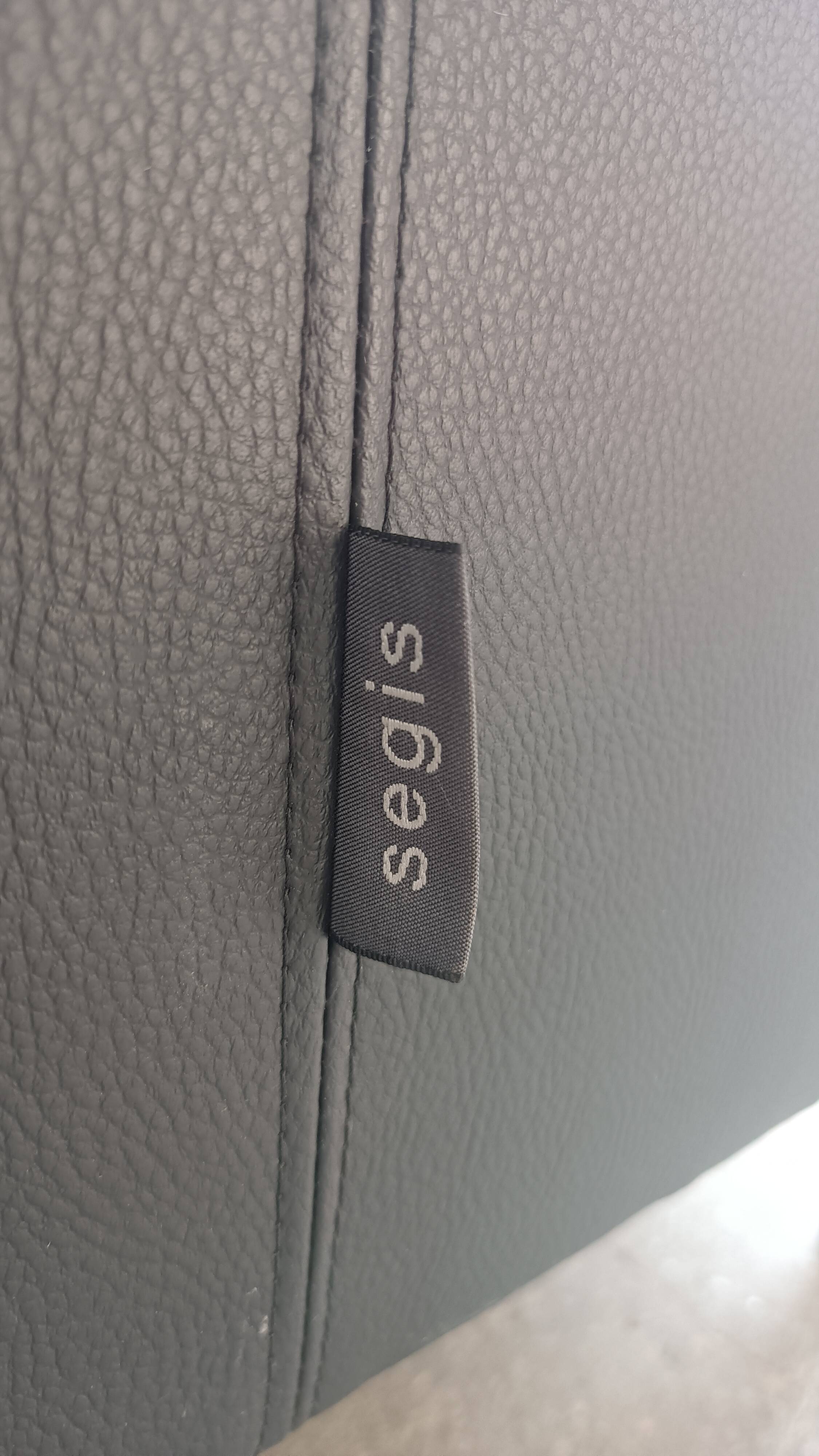Black segis armchair